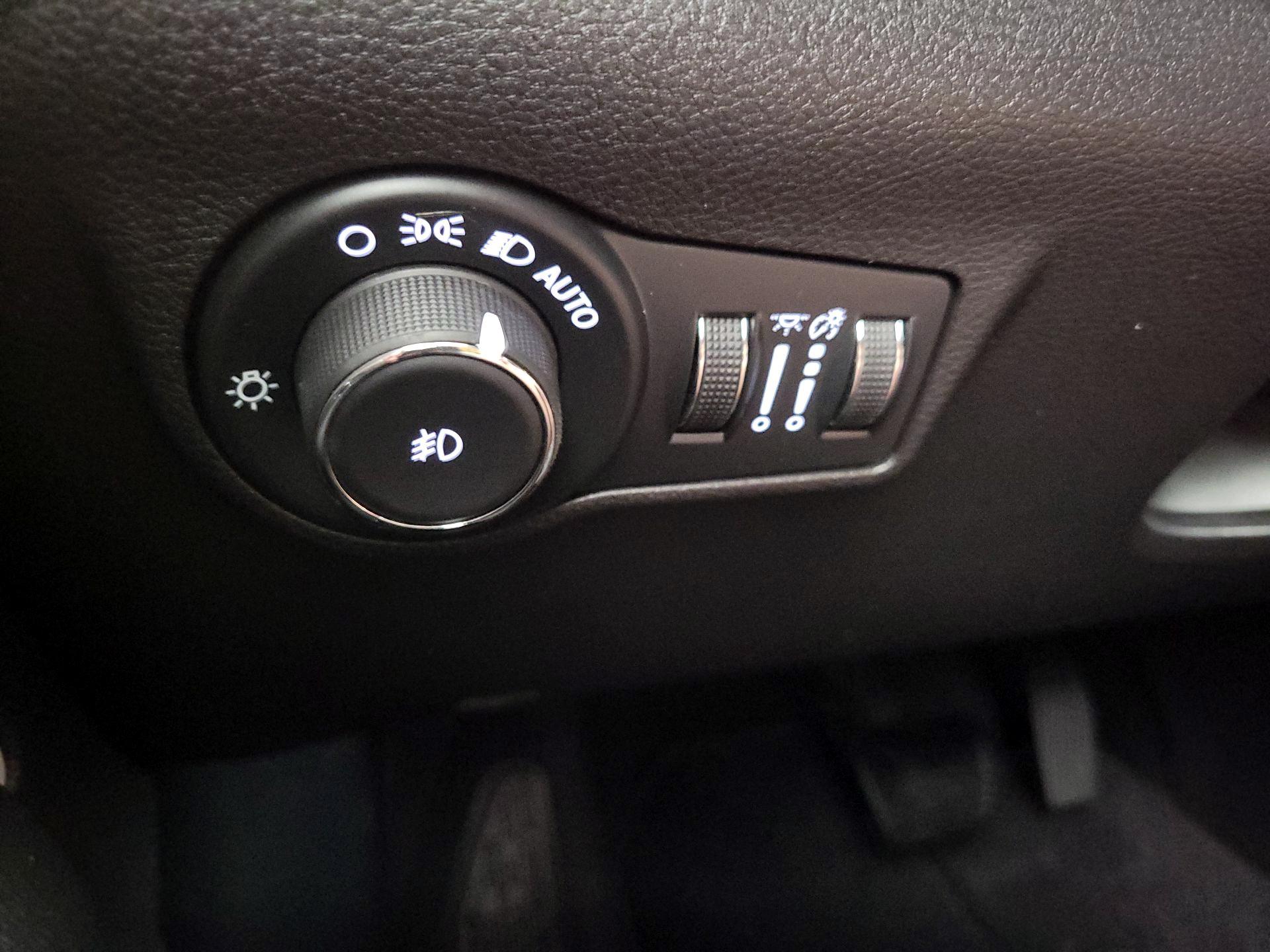 Thumbnail: 2024 Jeep Compass - 13