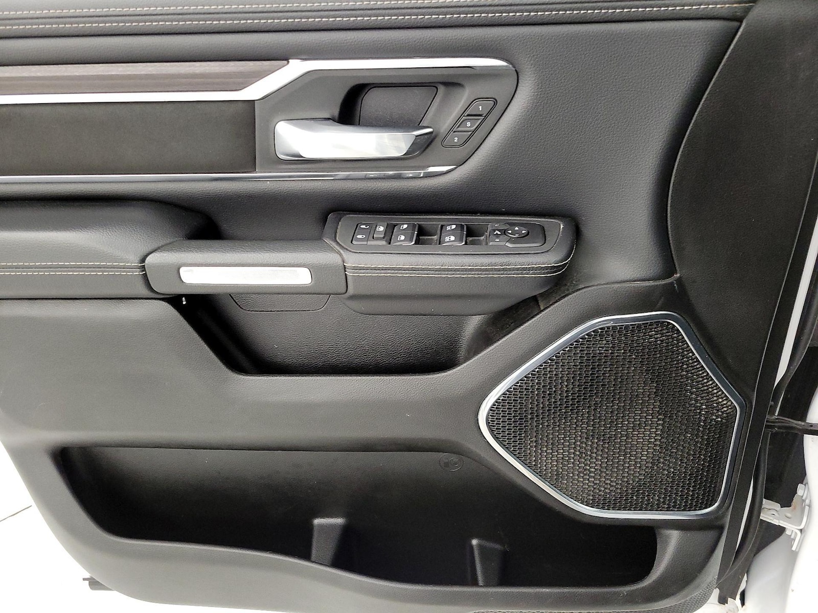 2025 RAM Ram 1500 Pickup Laramie - Photo 13