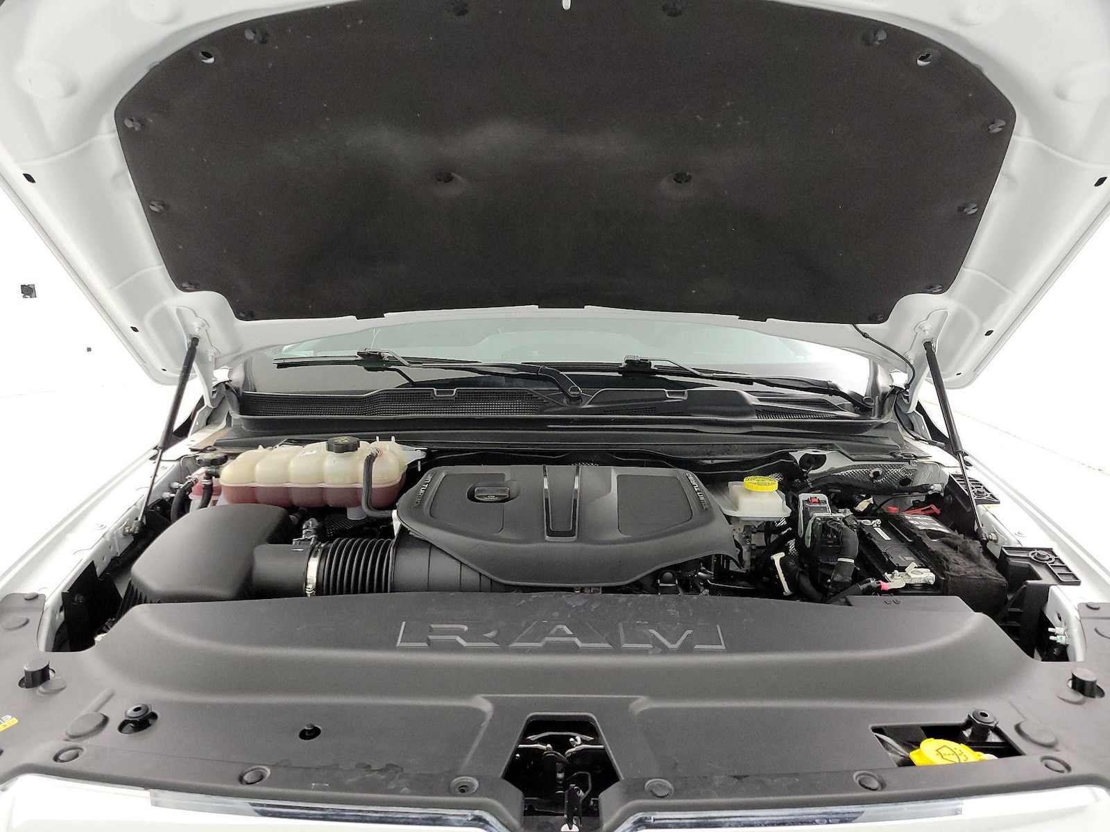 2025 RAM Ram 1500 Pickup Laramie - Photo 23