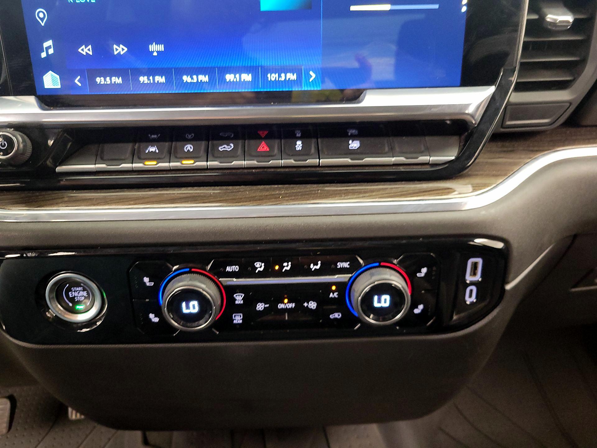 Thumbnail: 2023 Chevrolet Silverado 1500 - 18