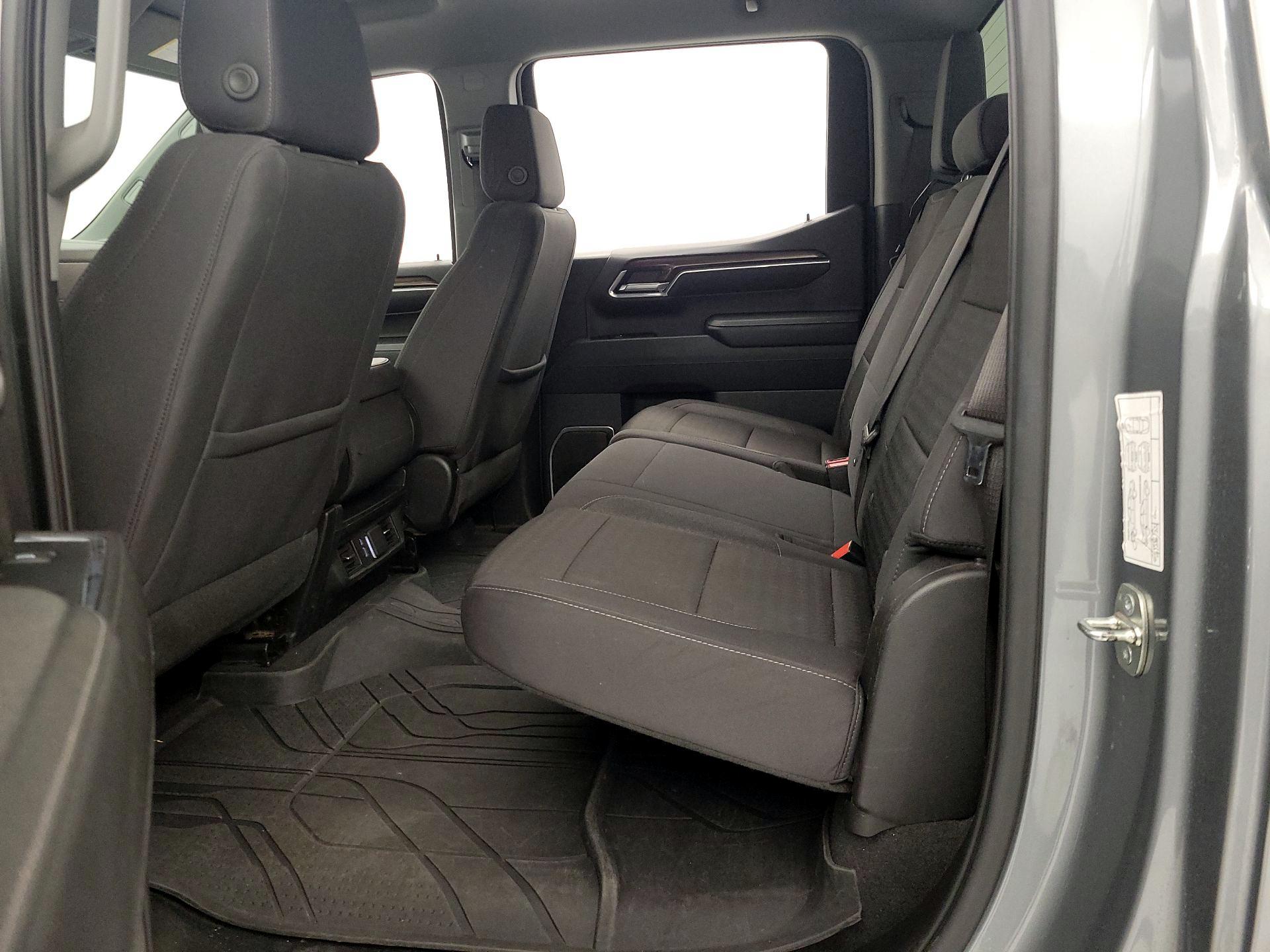 Thumbnail: 2023 Chevrolet Silverado 1500 - 19