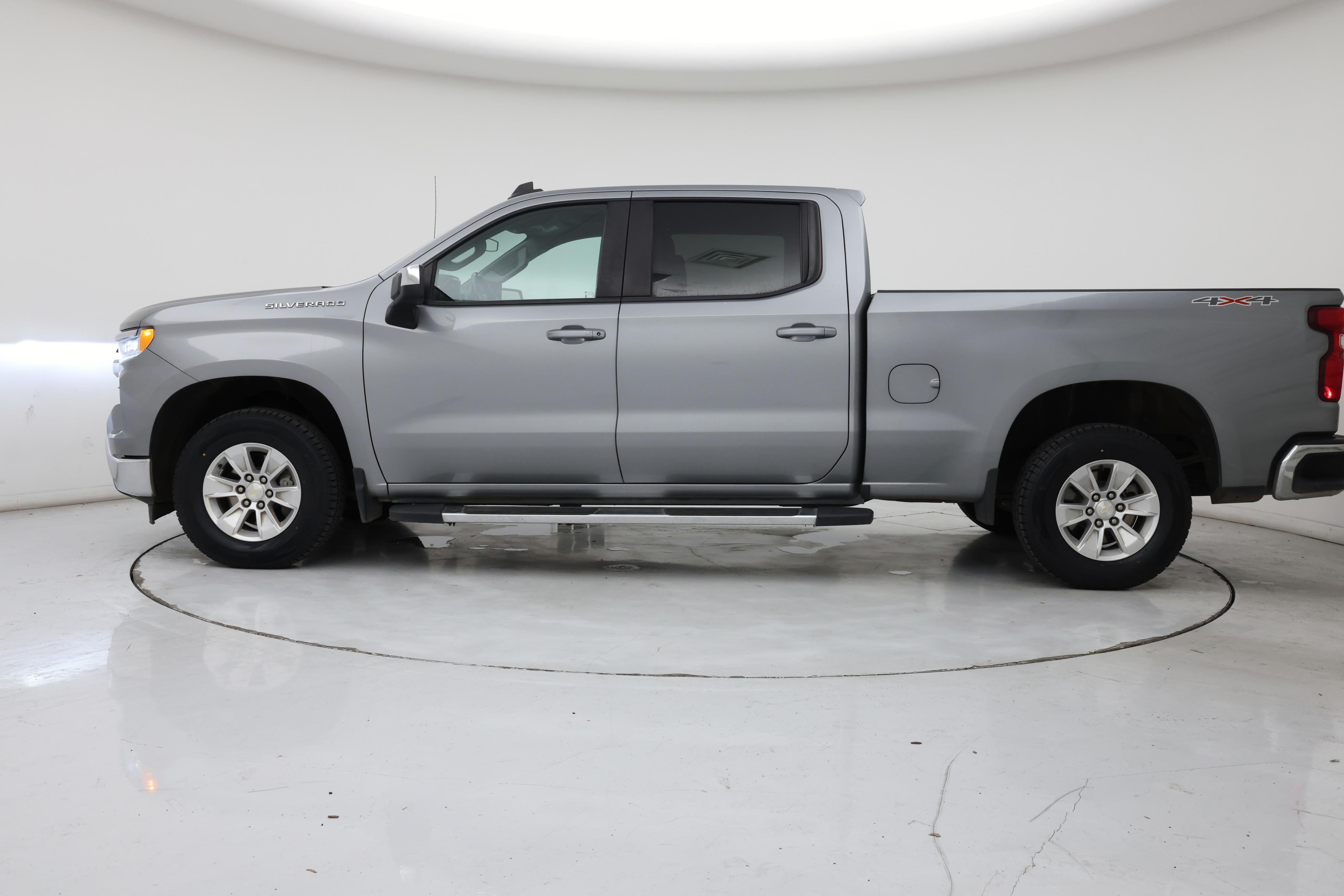 Thumbnail: 2023 Chevrolet Silverado 1500 - 3