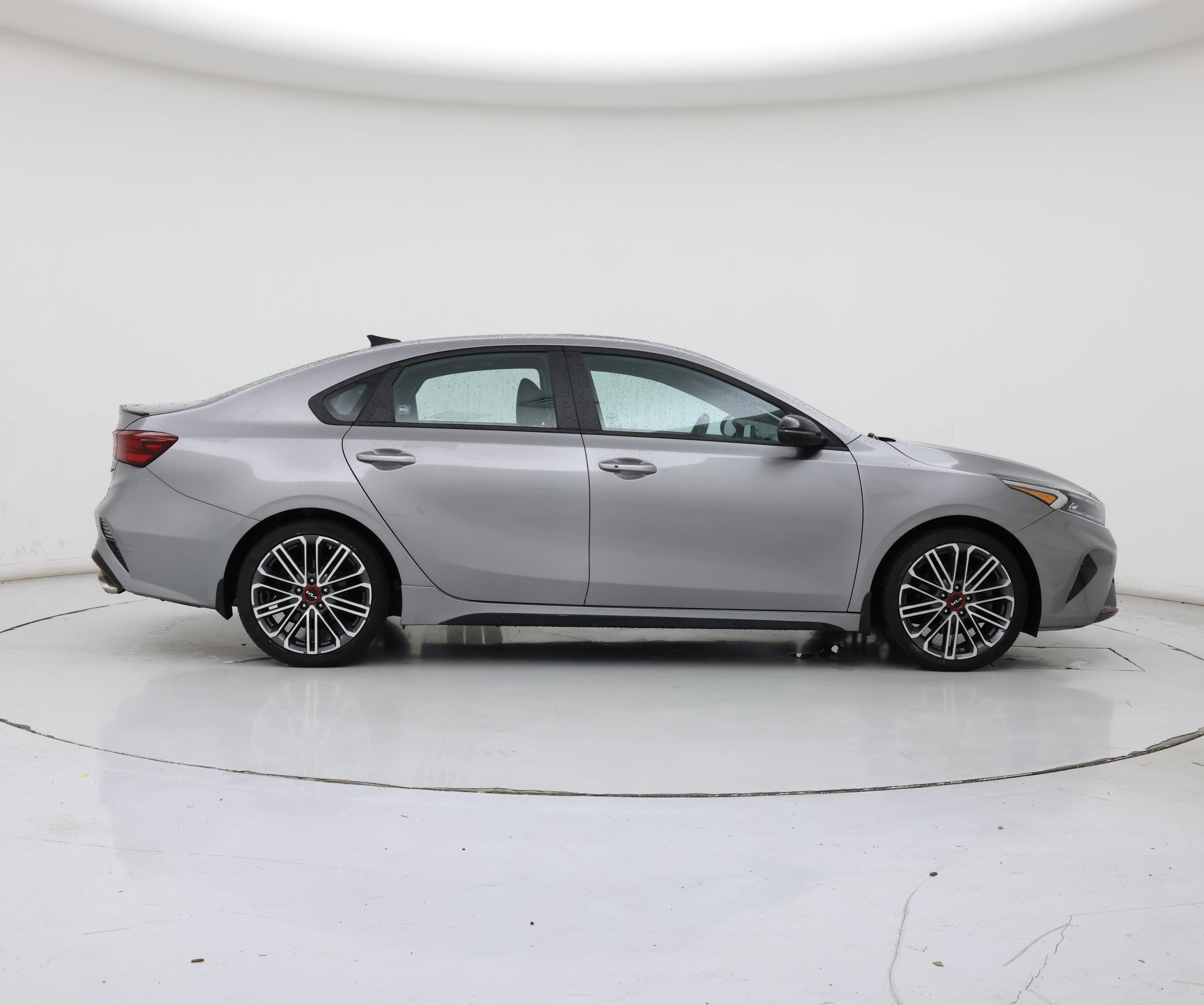 Thumbnail: 2023 Kia Forte - 7