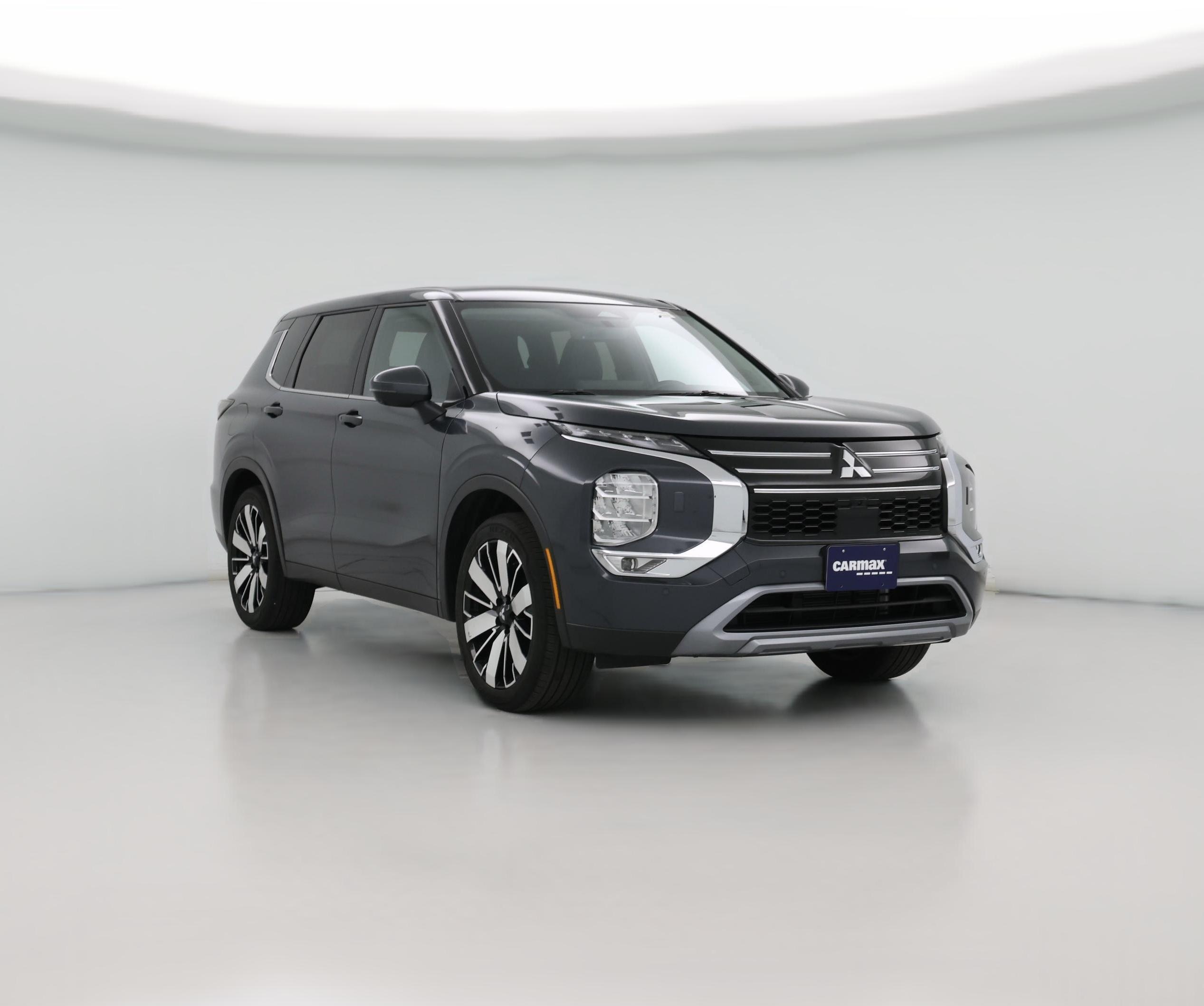 Thumbnail: 2025 Mitsubishi Outlander - 1