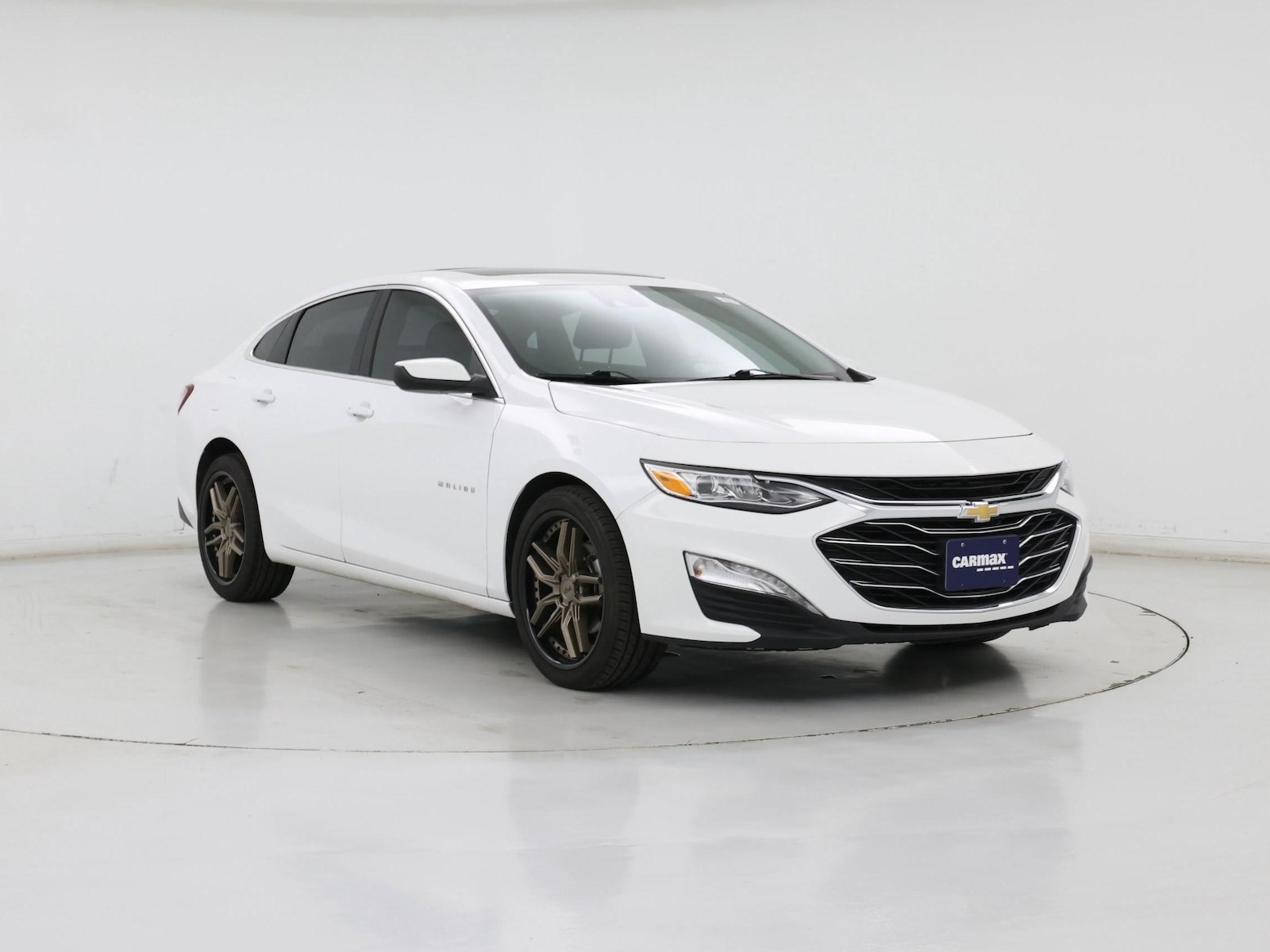2024 Chevrolet Malibu 2LT - Photo 2