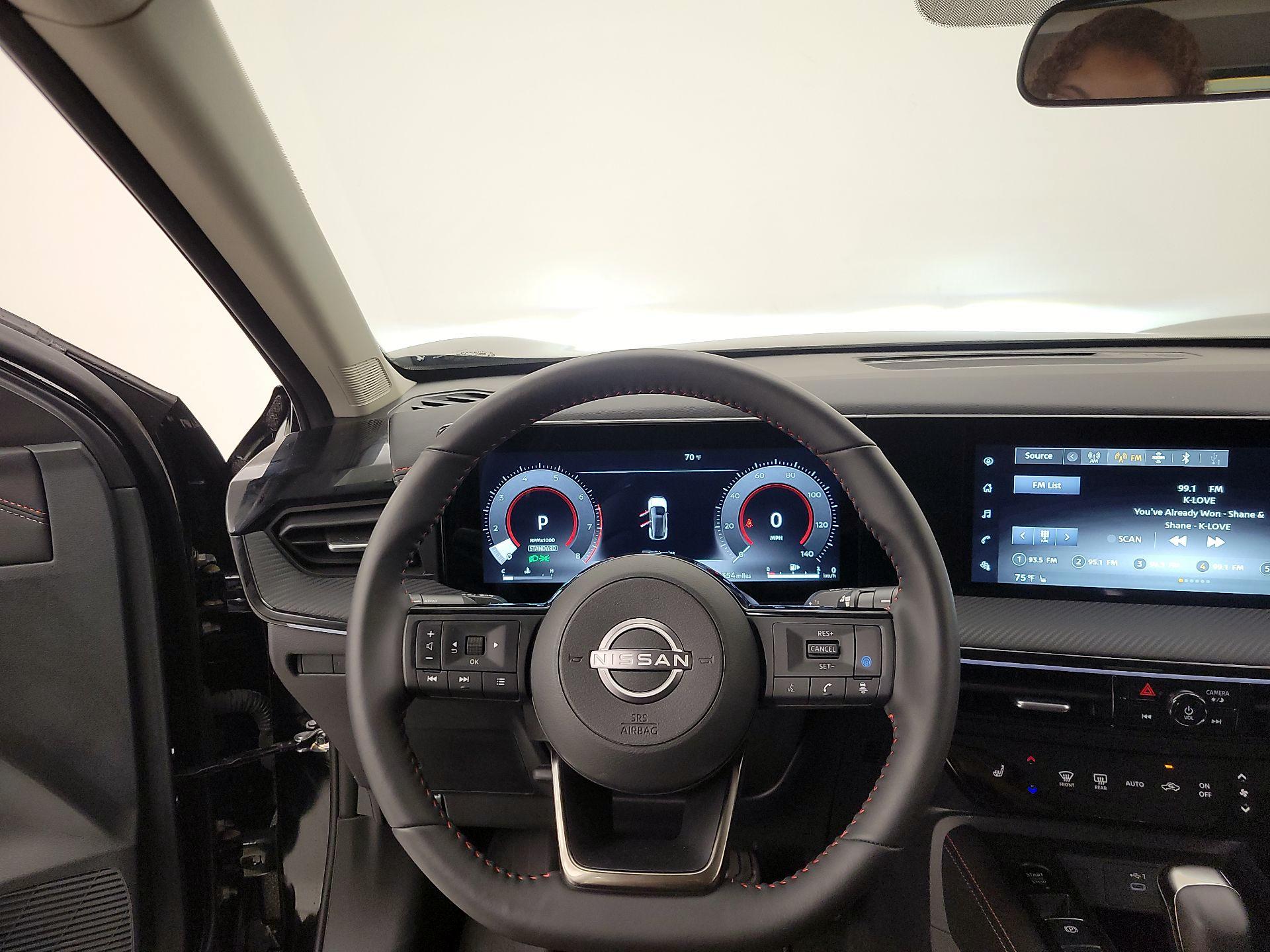 Thumbnail: 2025 Nissan Kicks - 10