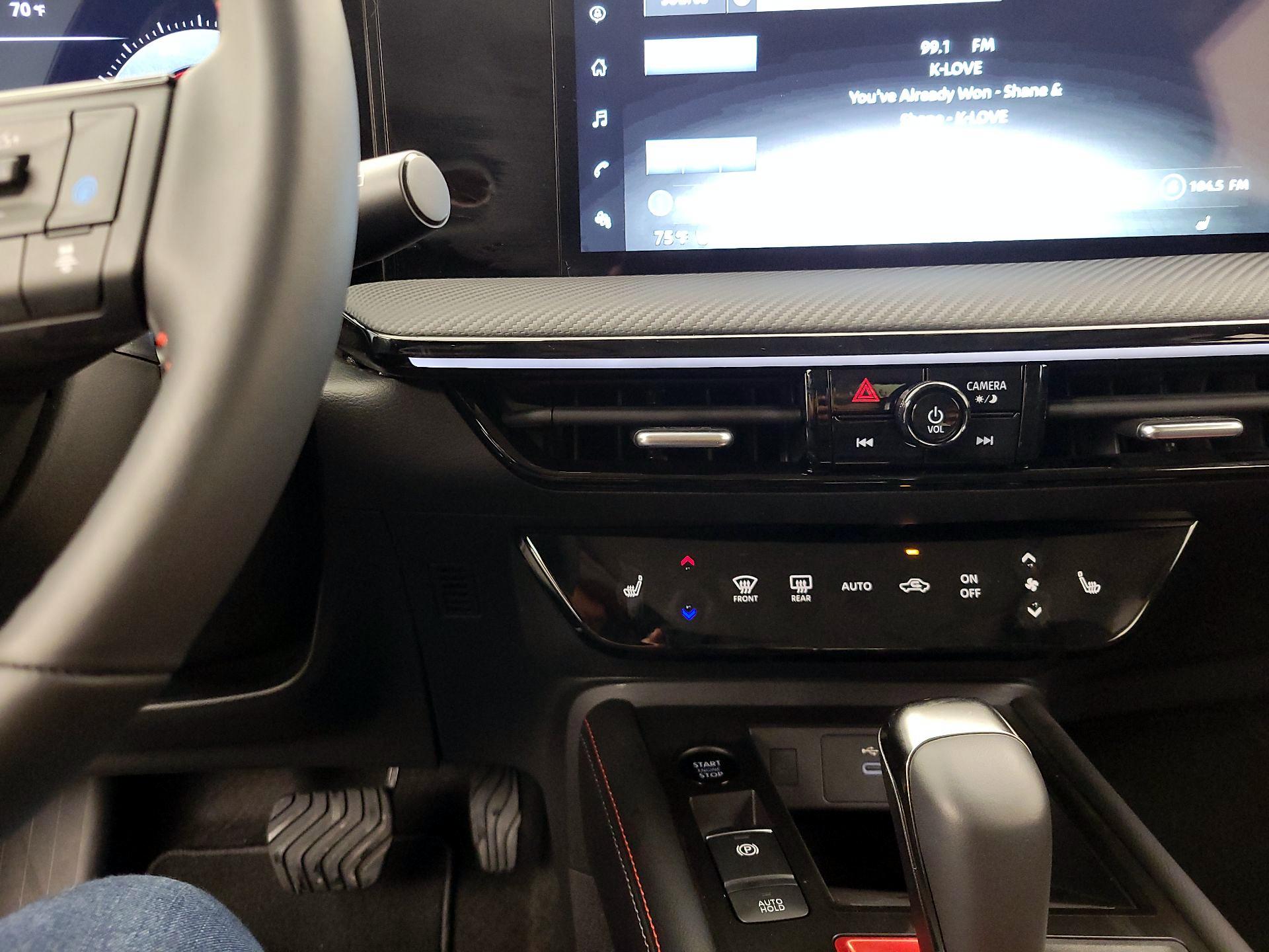 Thumbnail: 2025 Nissan Kicks - 16