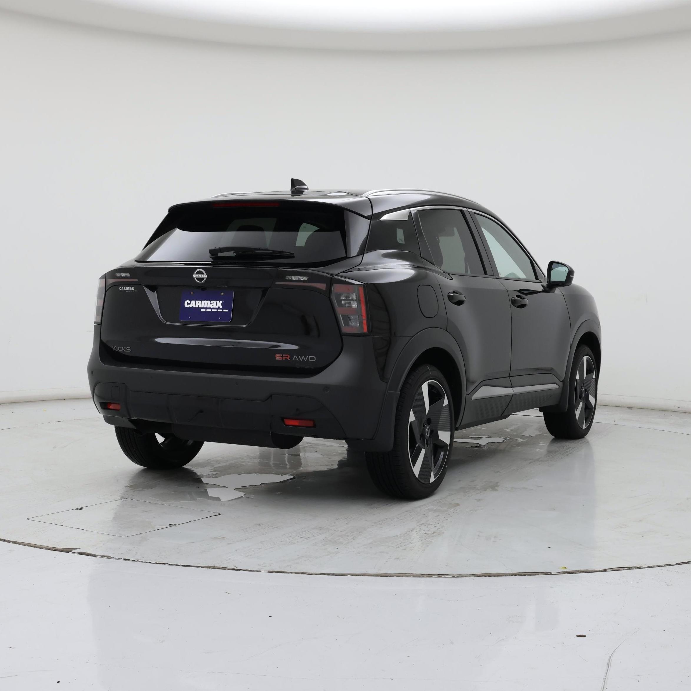 Thumbnail: 2025 Nissan Kicks - 8