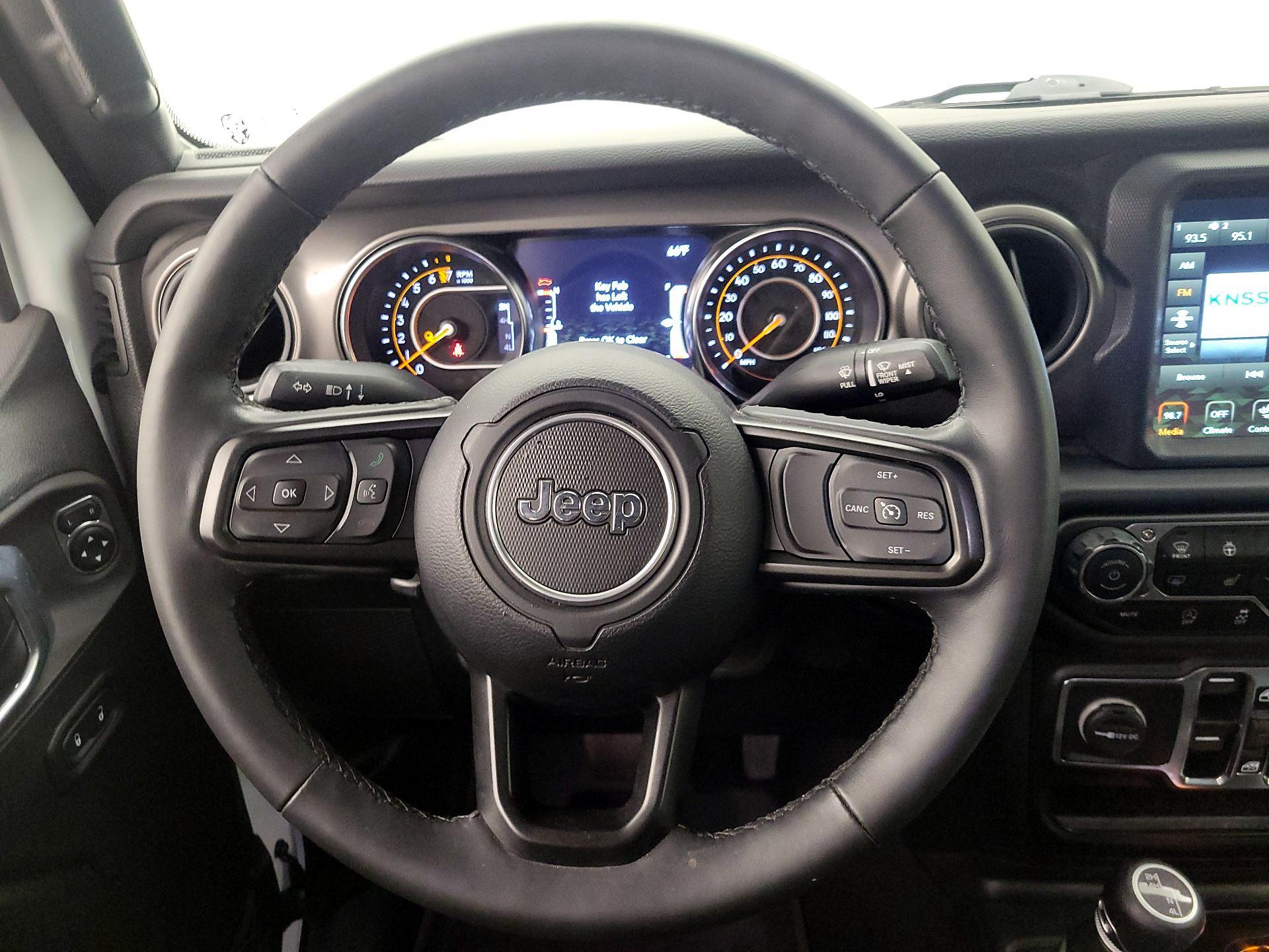 Thumbnail: 2022 Jeep Gladiator - 10