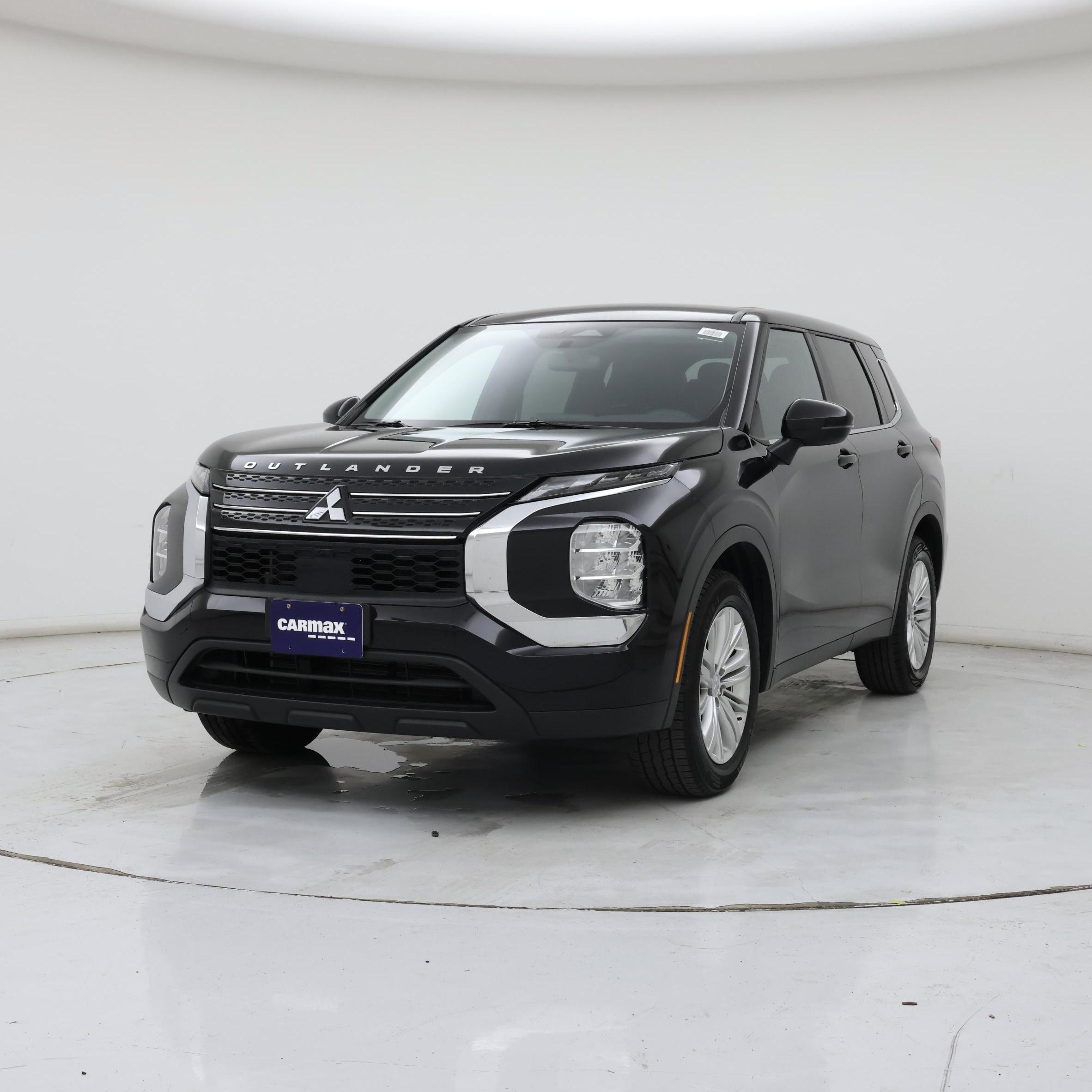 Thumbnail: 2024 Mitsubishi Outlander - 4
