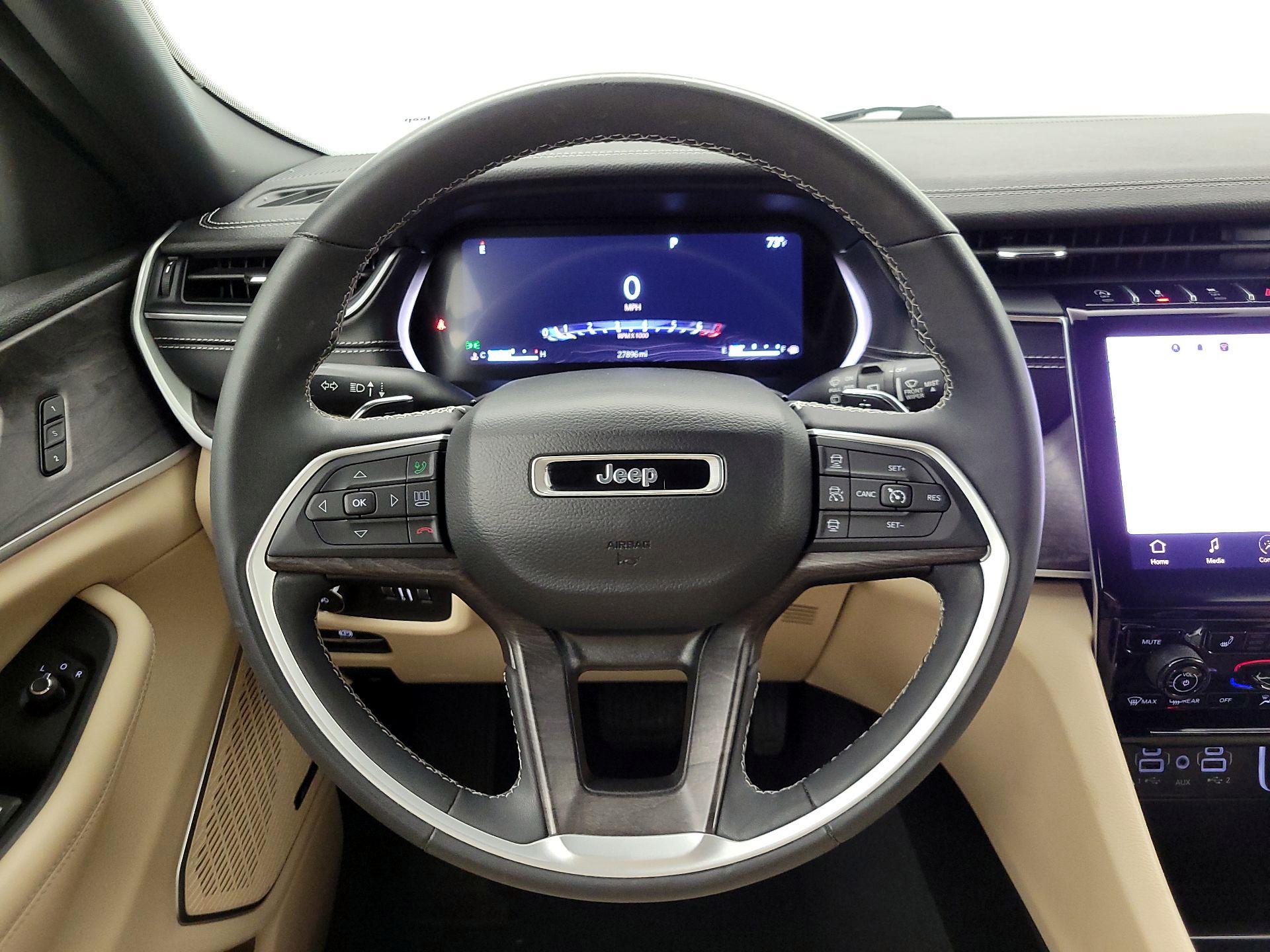 Thumbnail: 2023 Jeep Grand Cherokee L - 10