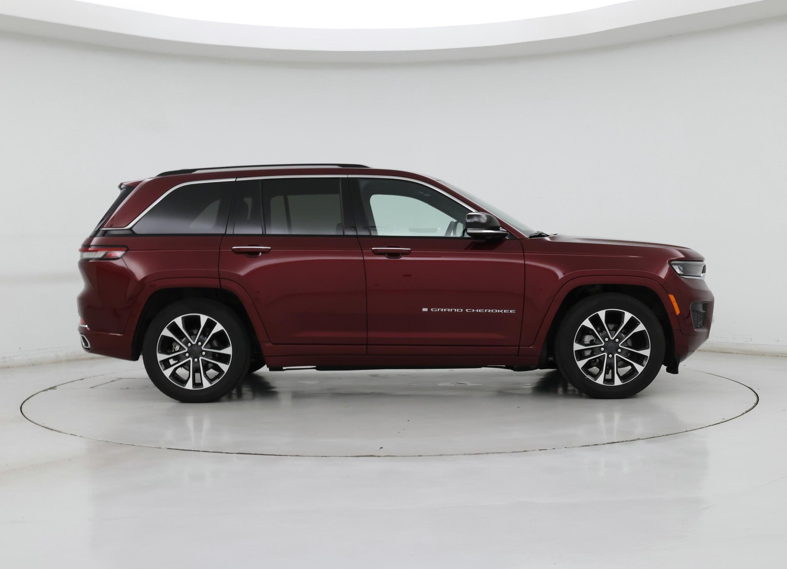 Thumbnail: 2023 Jeep Grand Cherokee - 7