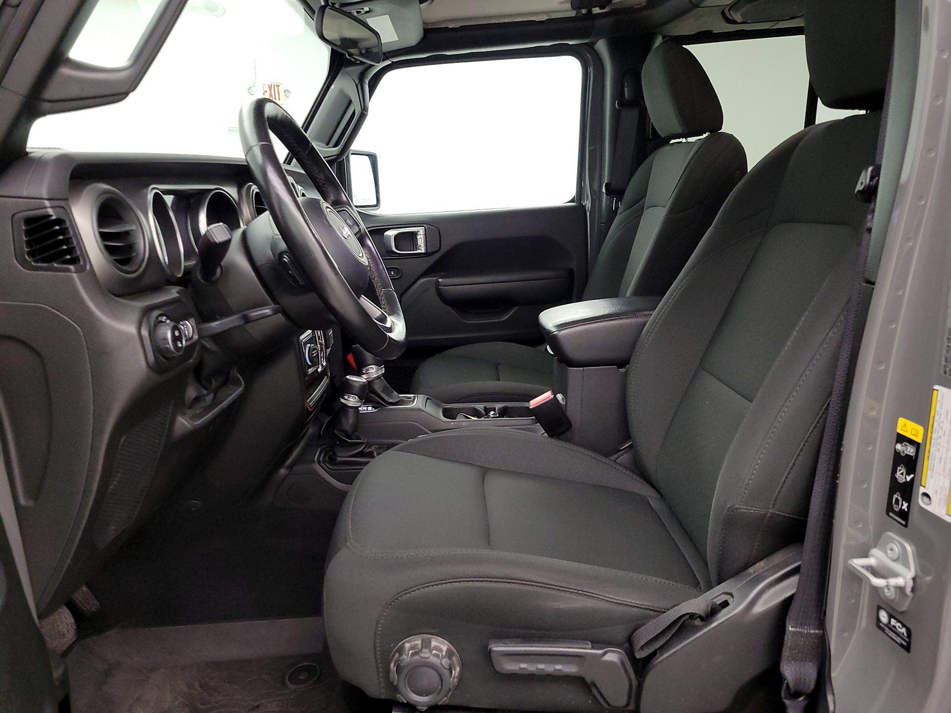 Thumbnail: 2022 Jeep Gladiator - 11