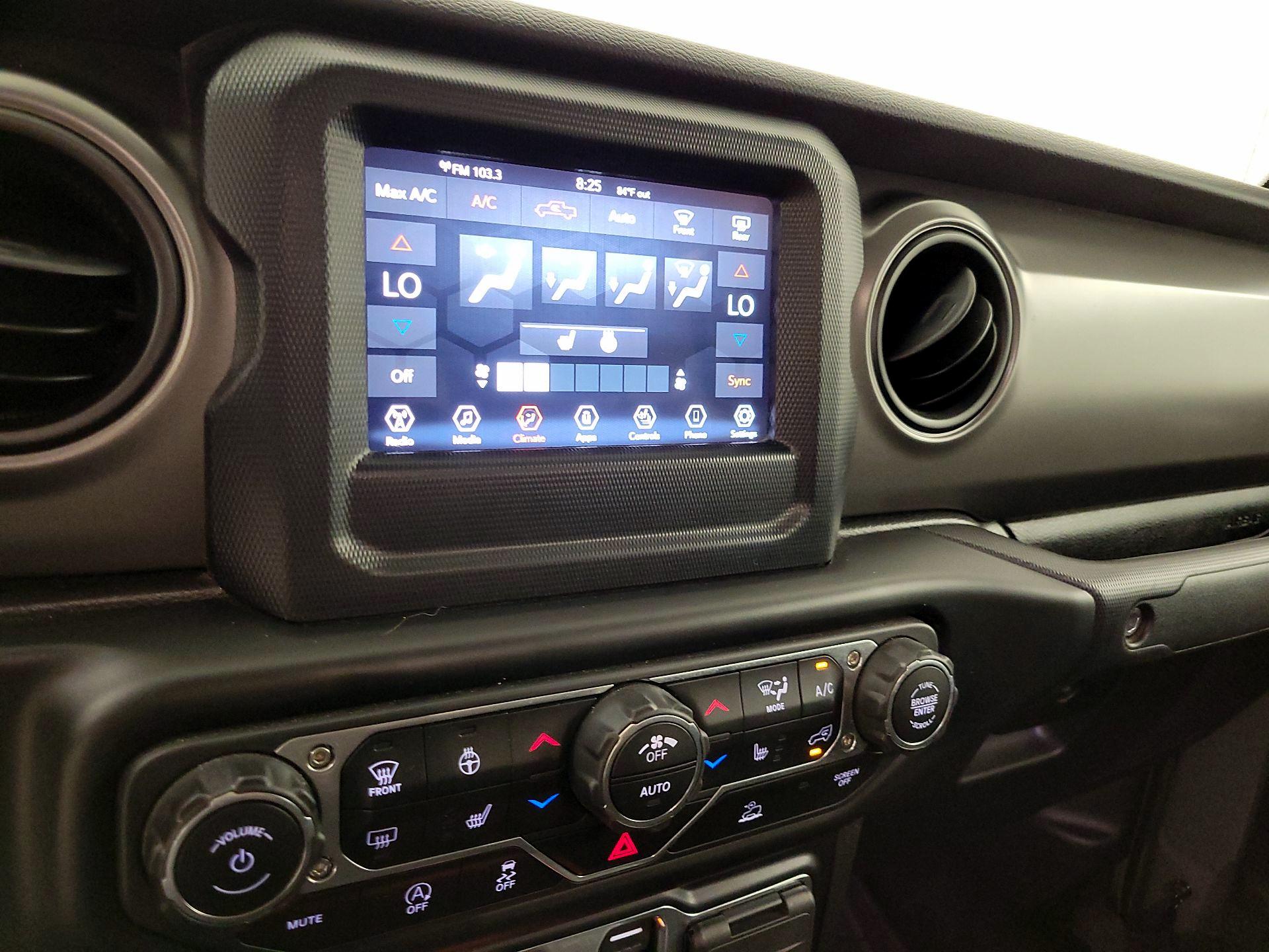 Thumbnail: 2022 Jeep Gladiator - 16