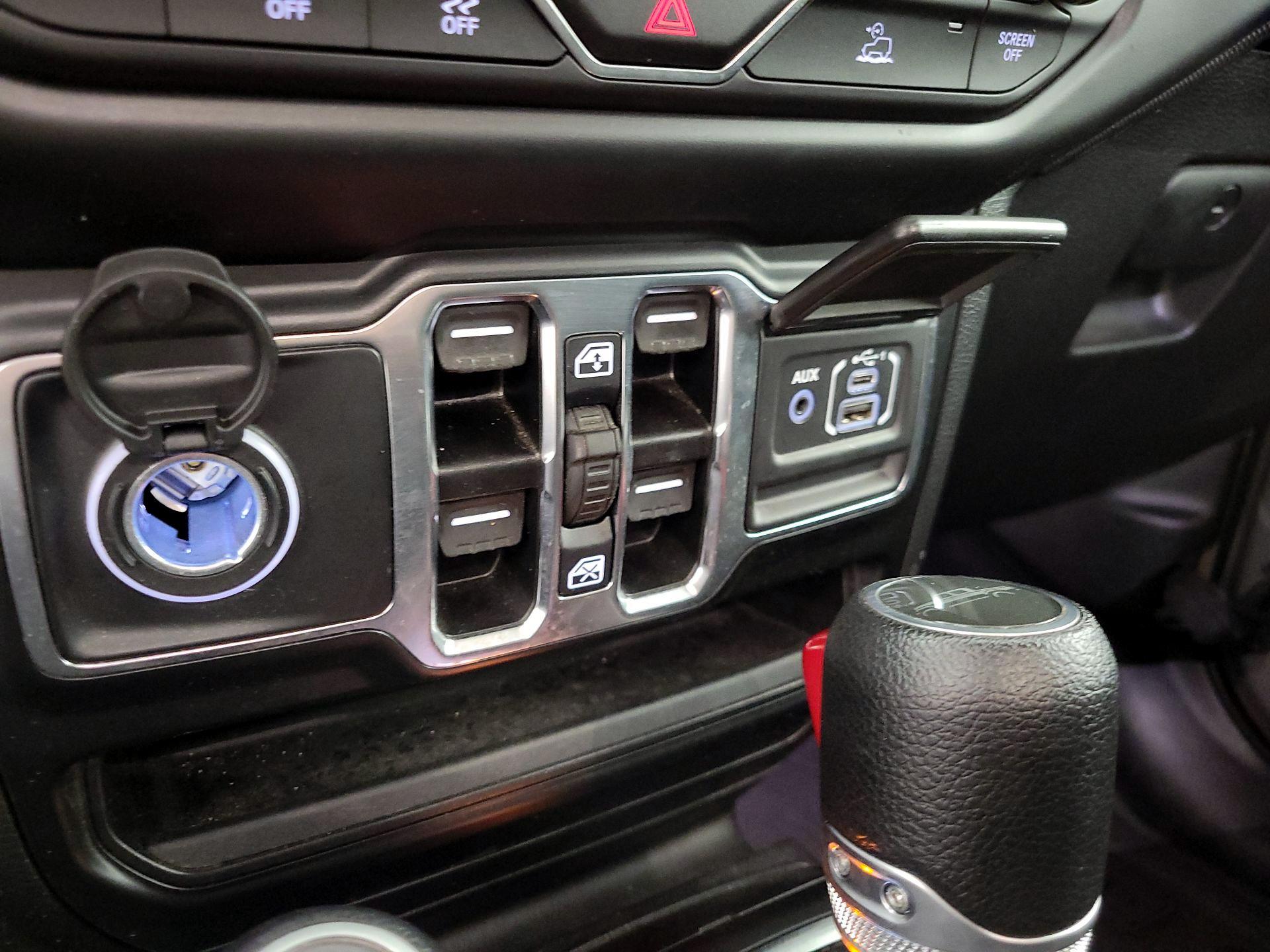 Thumbnail: 2022 Jeep Gladiator - 18