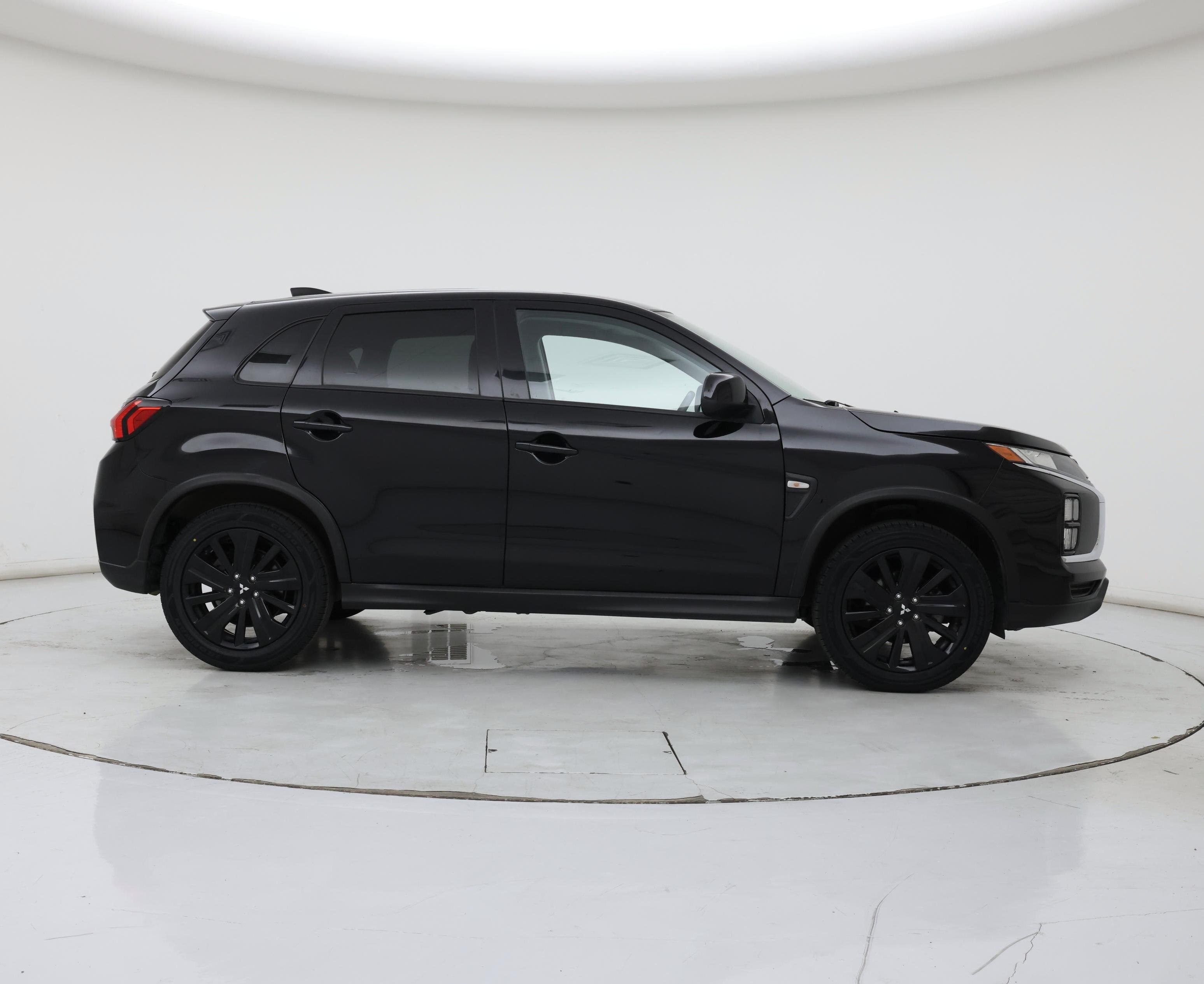 Thumbnail: 2022 Mitsubishi Outlander Sport - 7