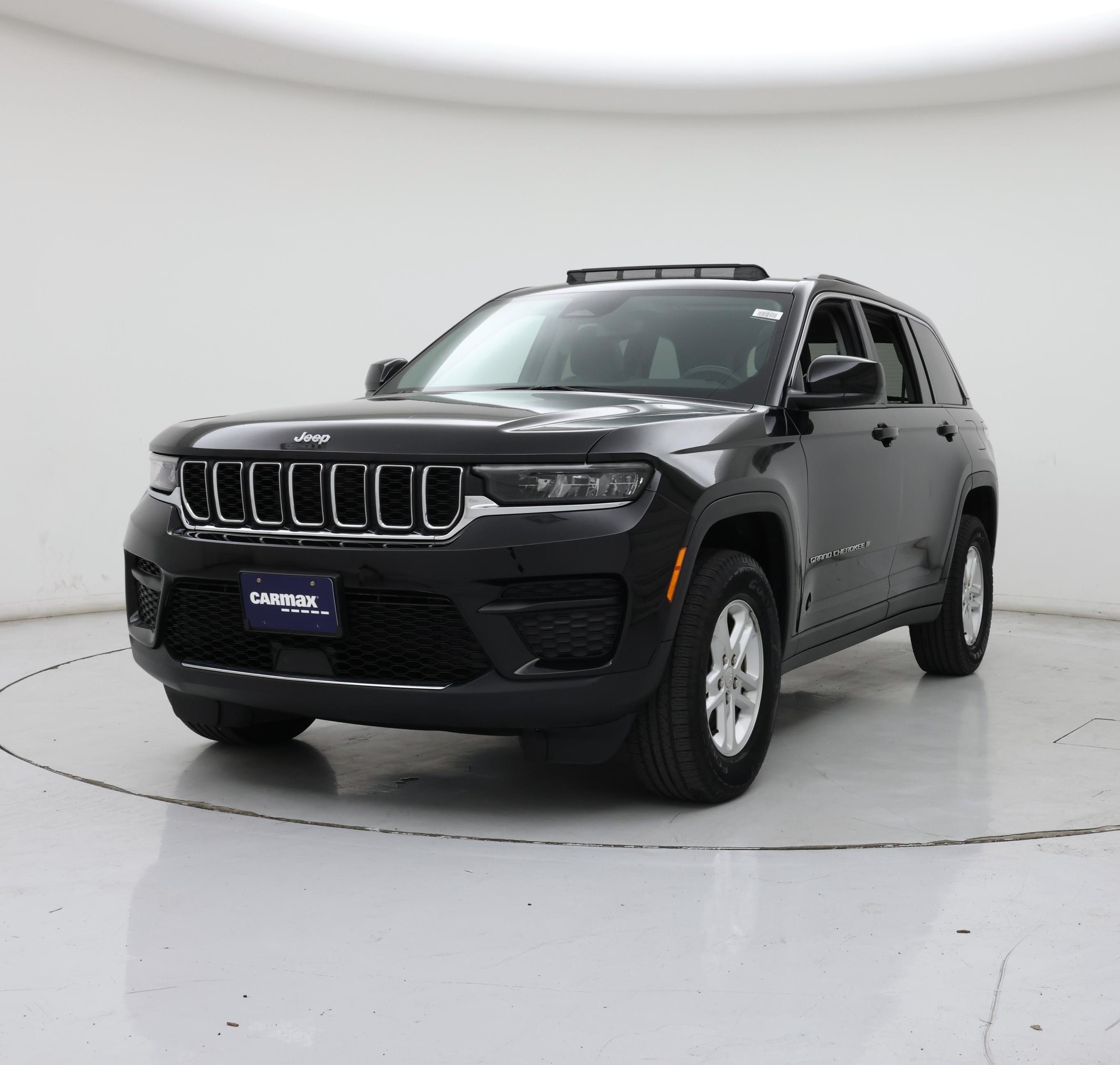 Thumbnail: 2023 Jeep Grand Cherokee - 4