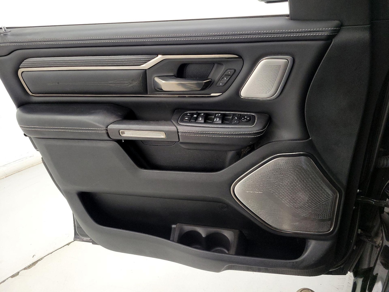 2019 RAM Ram 1500 Pickup Limited - Photo 13