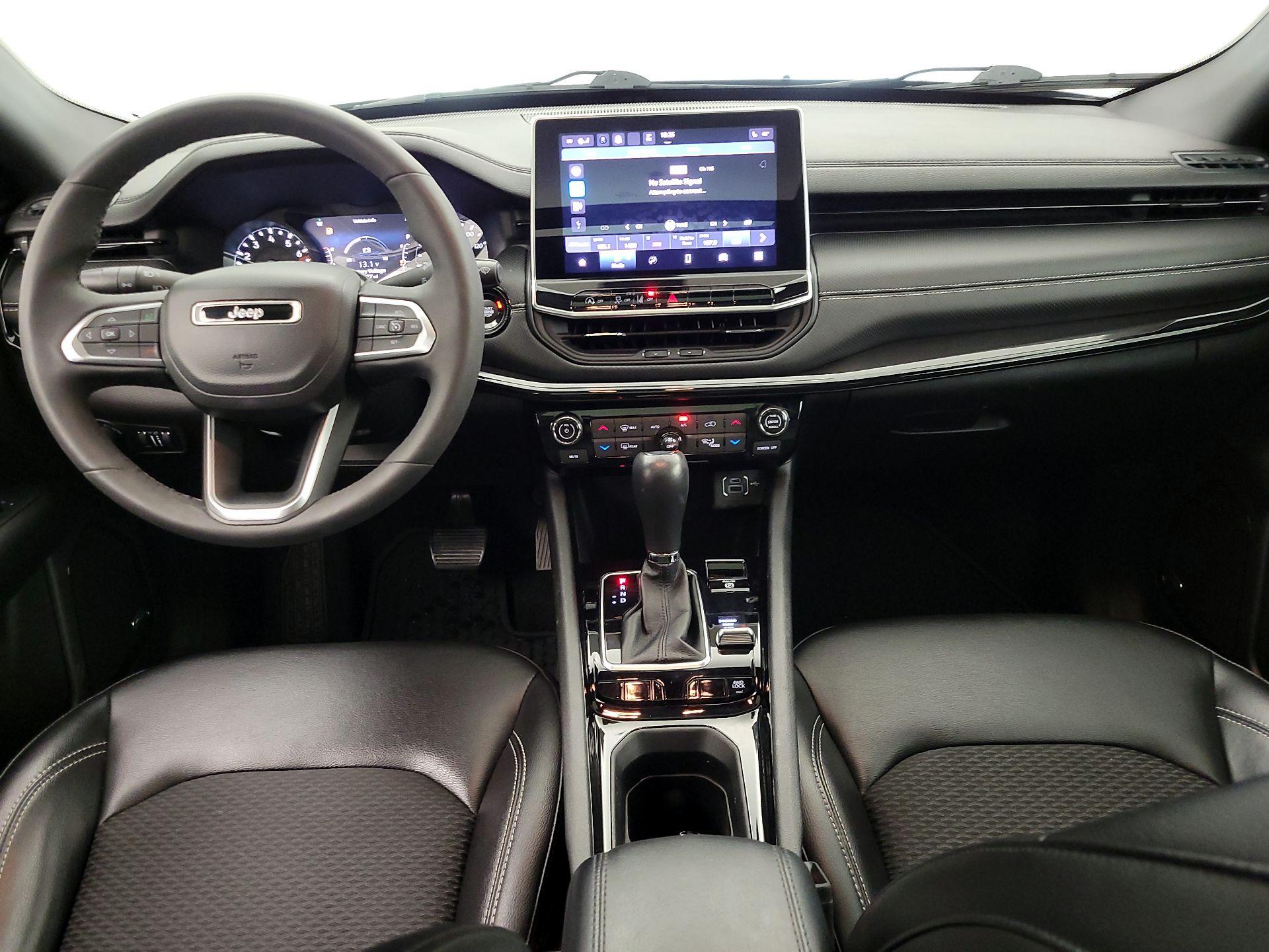 Thumbnail: 2023 Jeep Compass - 9