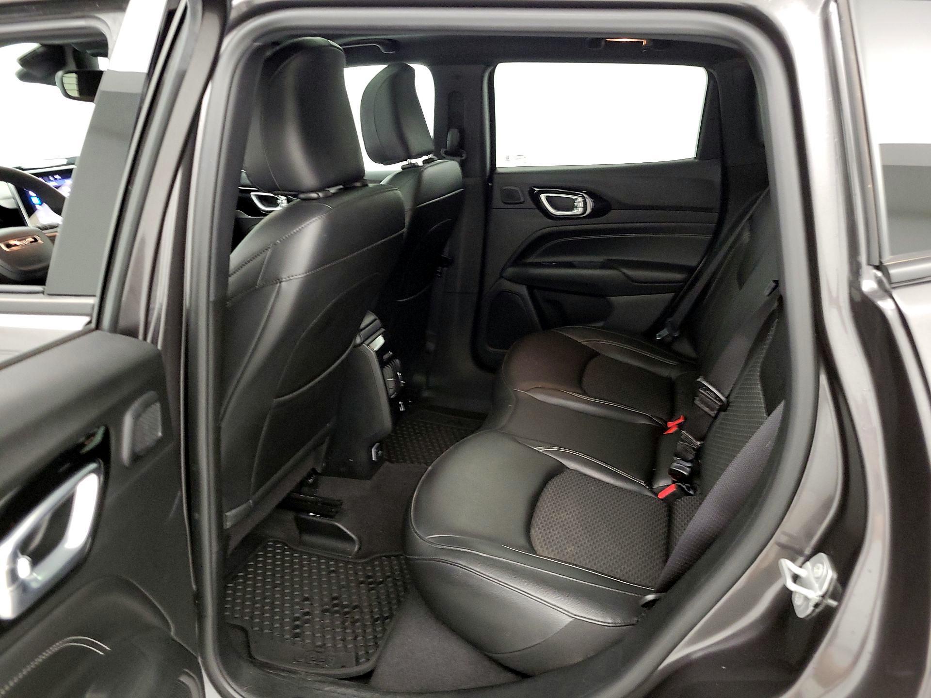 Thumbnail: 2023 Jeep Compass - 20