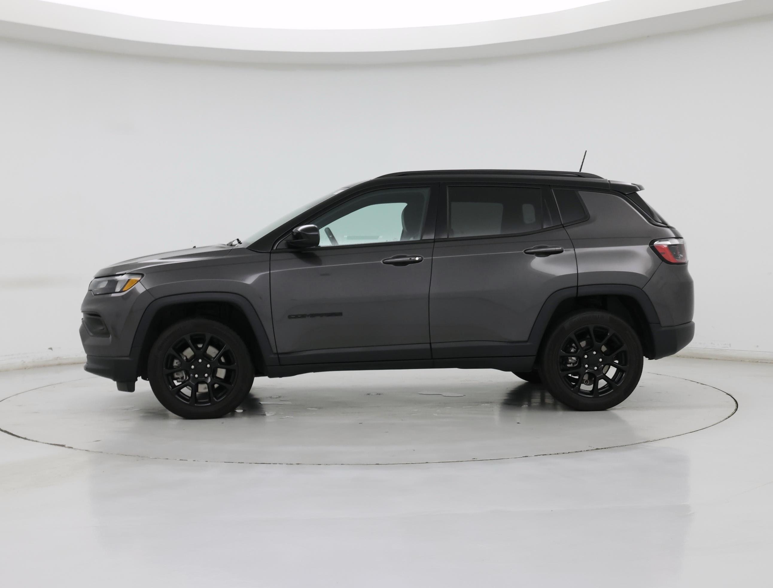 Thumbnail: 2023 Jeep Compass - 3