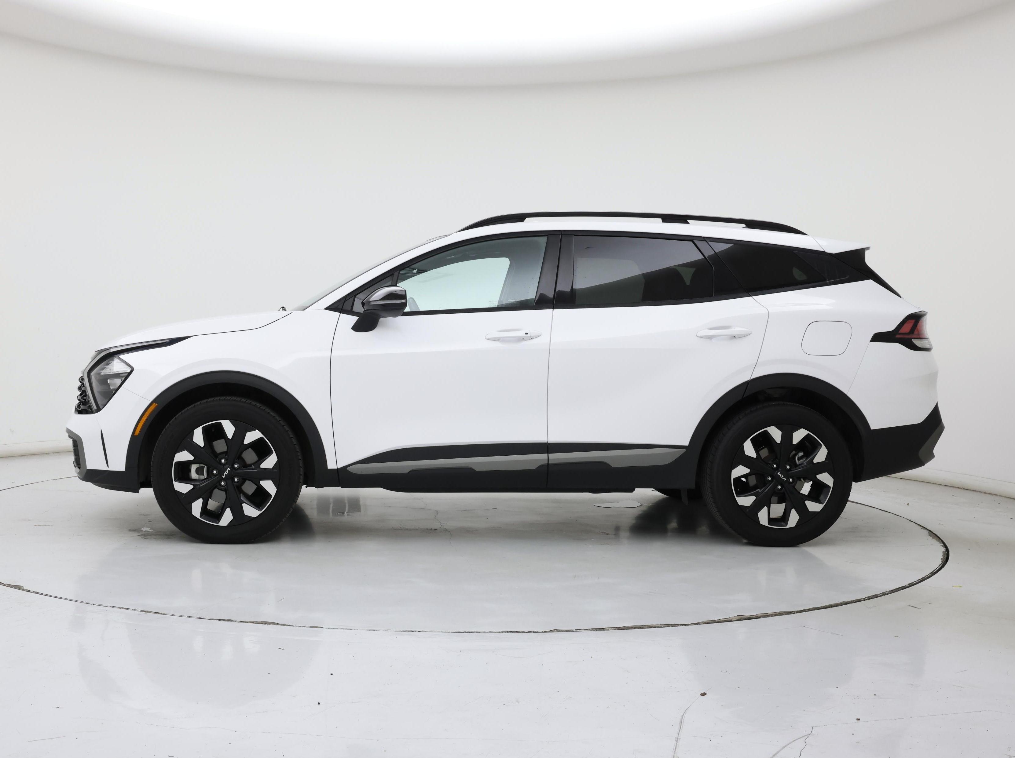 Thumbnail: 2023 Kia Sportage - 3