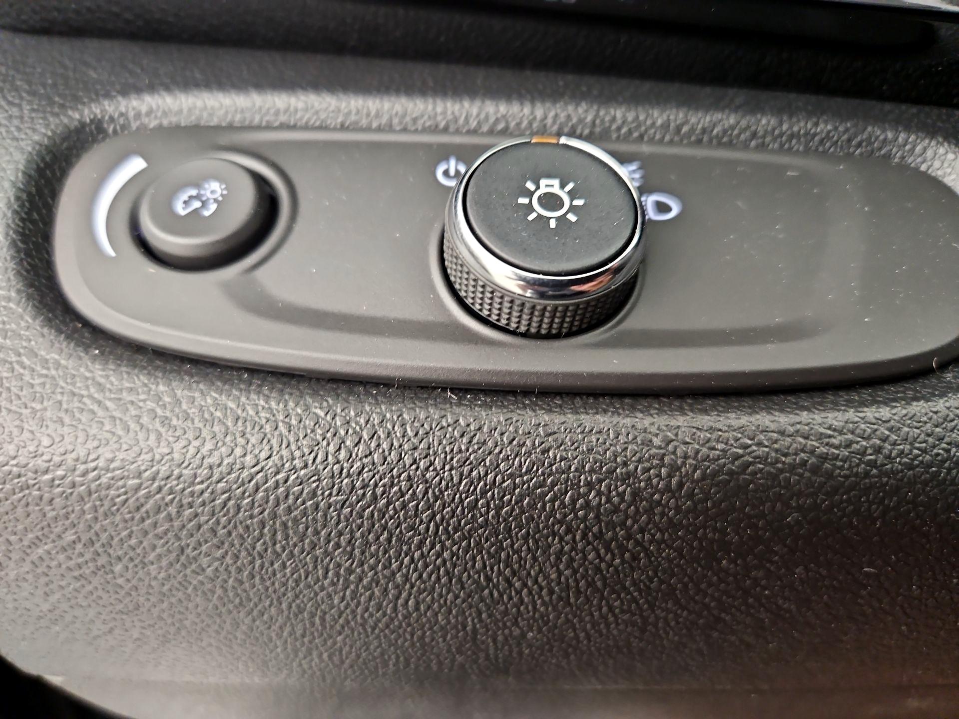 Thumbnail: 2026 Buick Envista - 13
