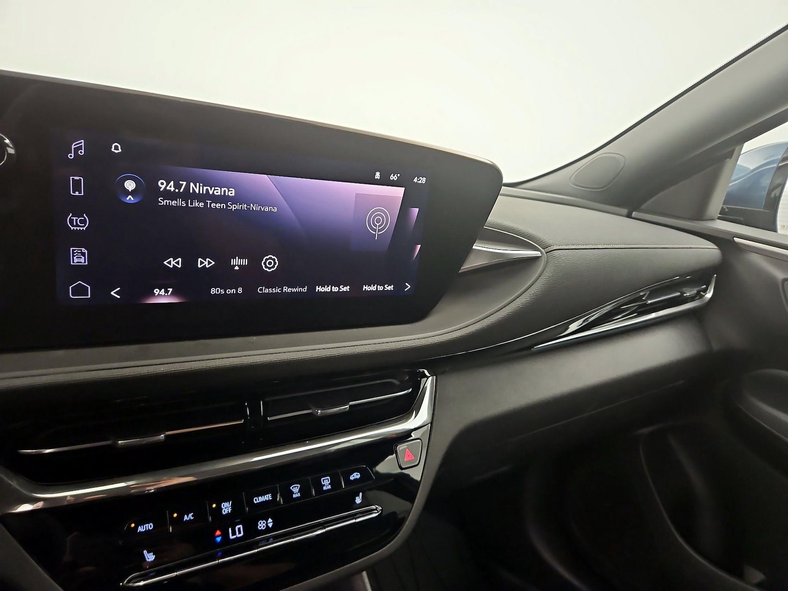 2026 Buick Envista Avenir - Photo 16