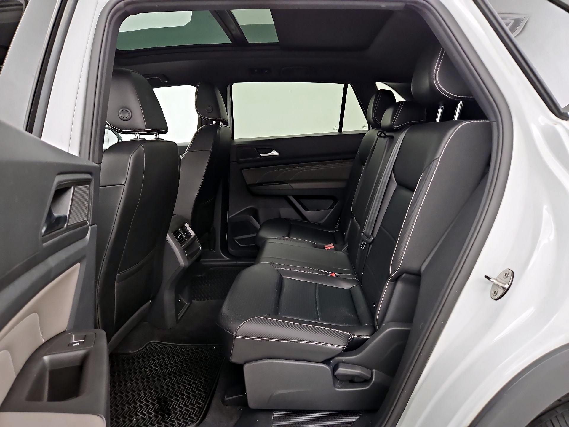 Thumbnail: 2022 Volkswagen Atlas - 20