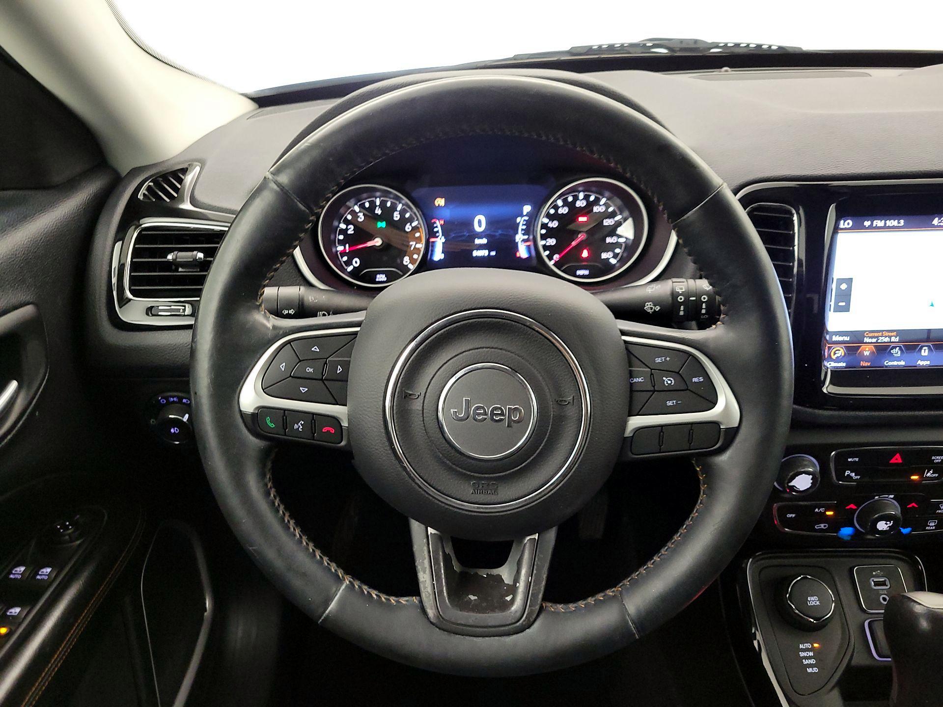 Thumbnail: 2018 Jeep Compass - 10