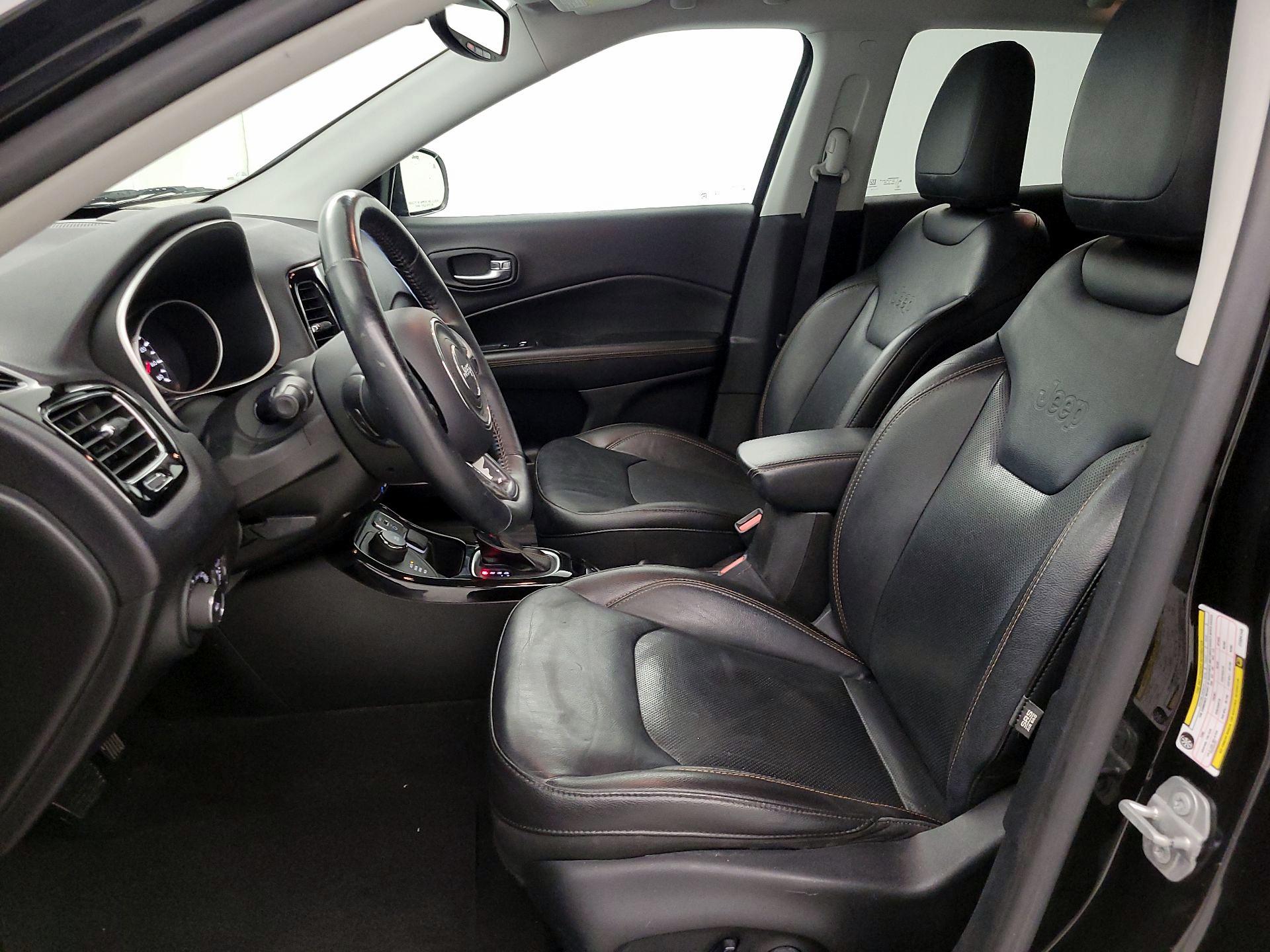 Thumbnail: 2018 Jeep Compass - 11
