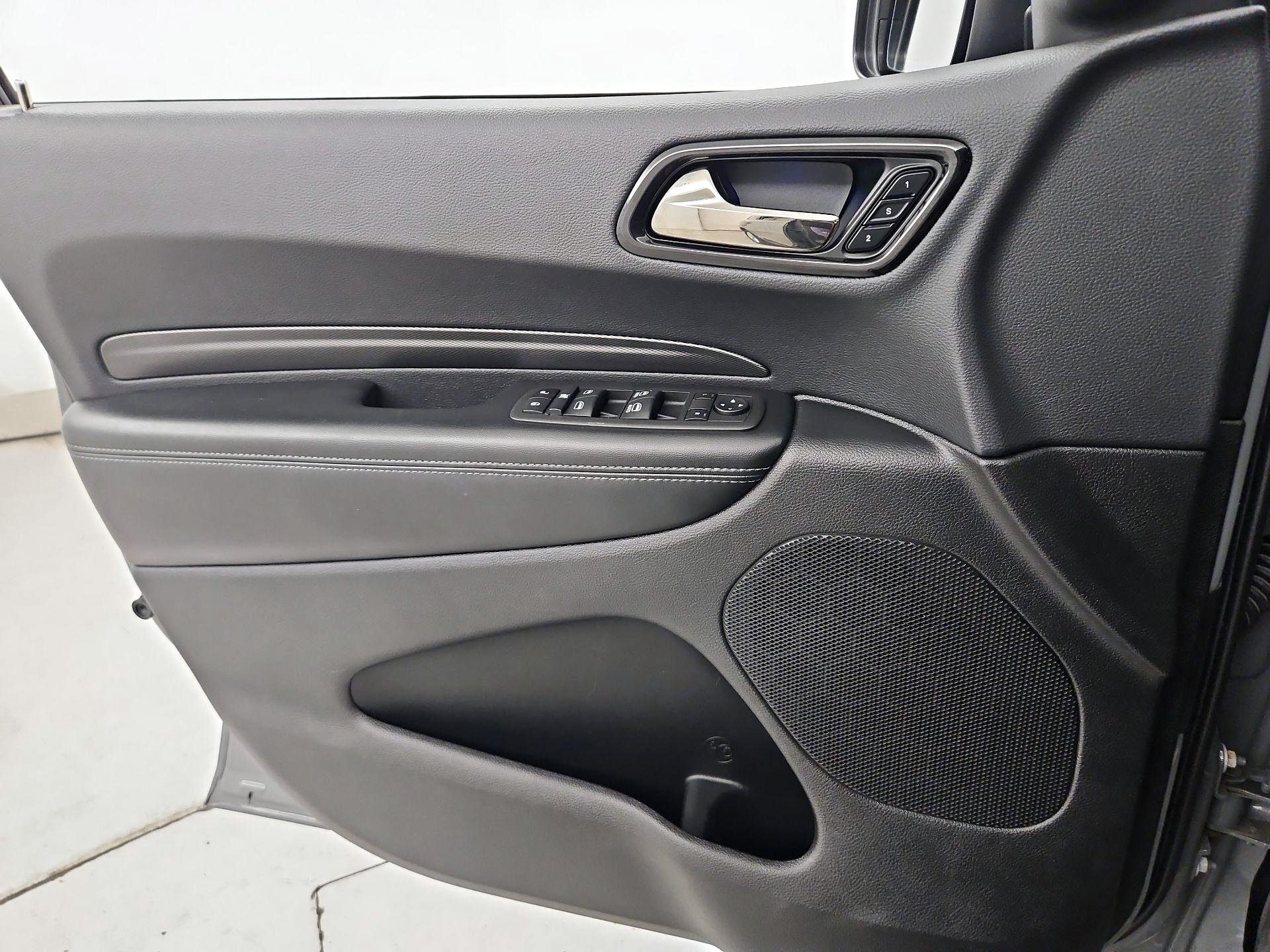 Thumbnail: 2022 Dodge Durango - 12
