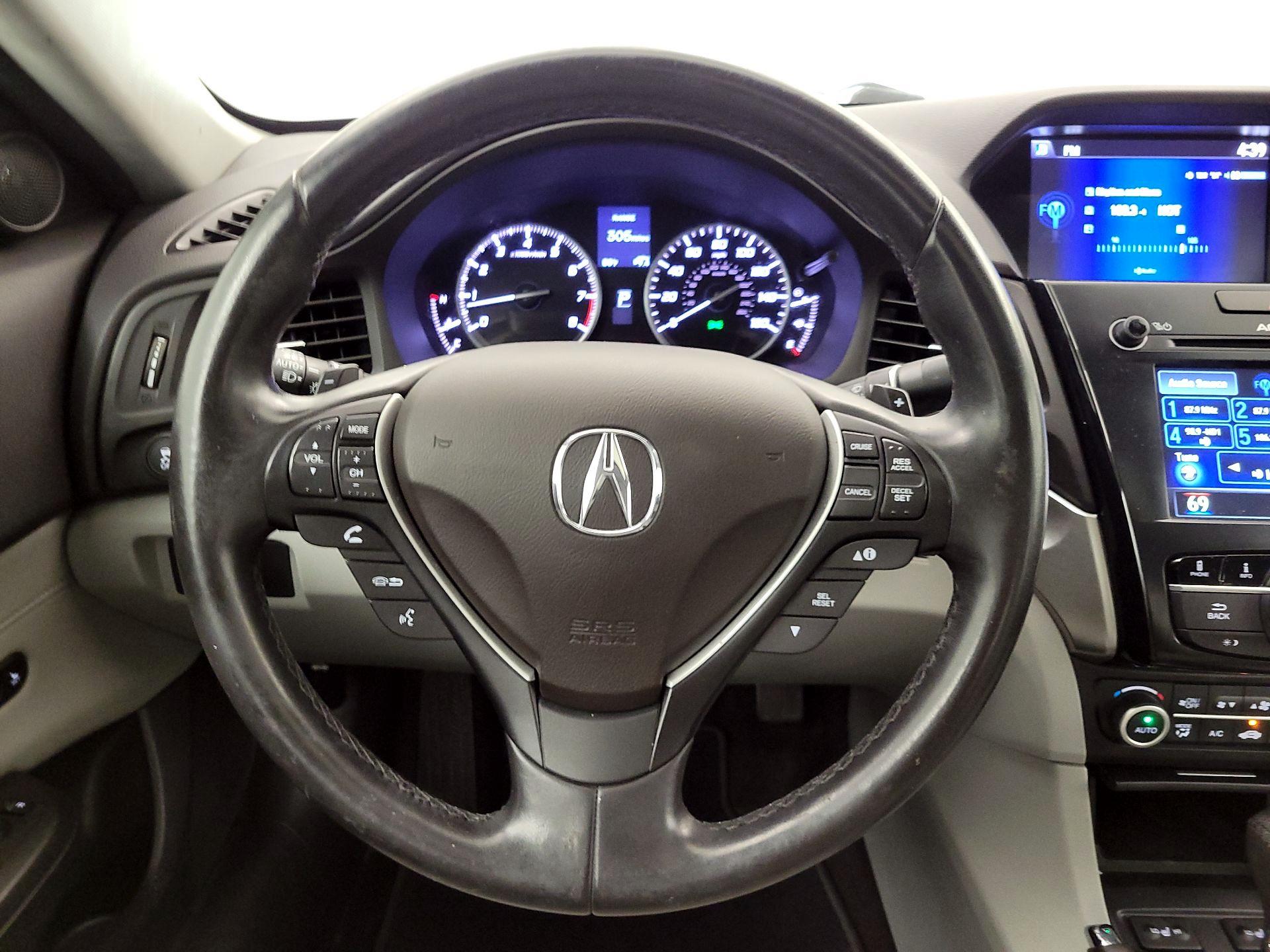 Thumbnail: 2017 Acura ILX - 10
