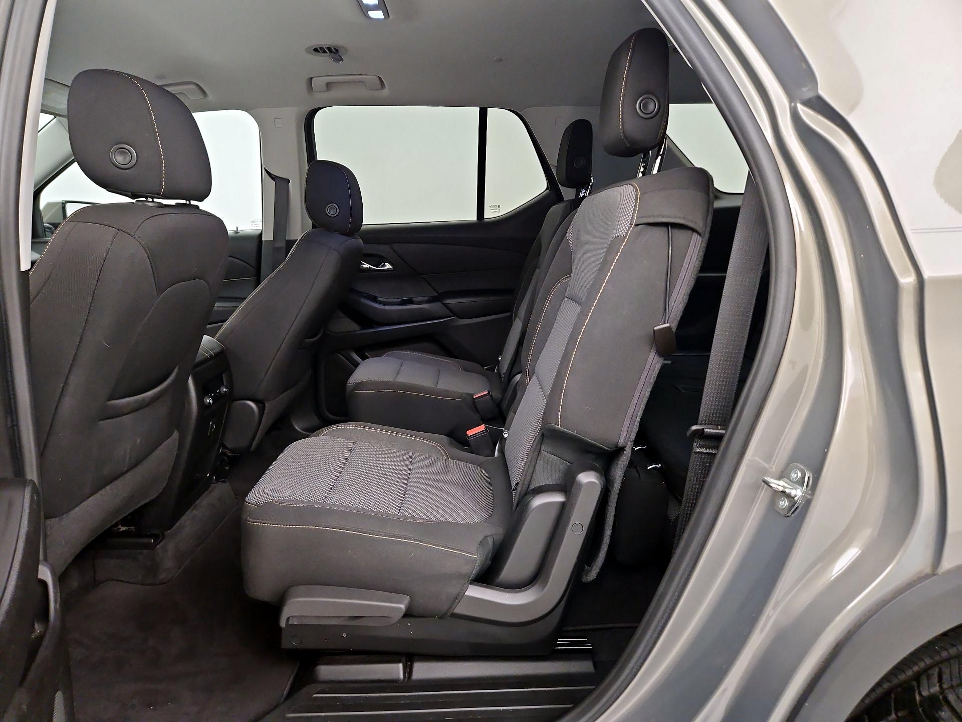 Thumbnail: 2018 Chevrolet Traverse - 19