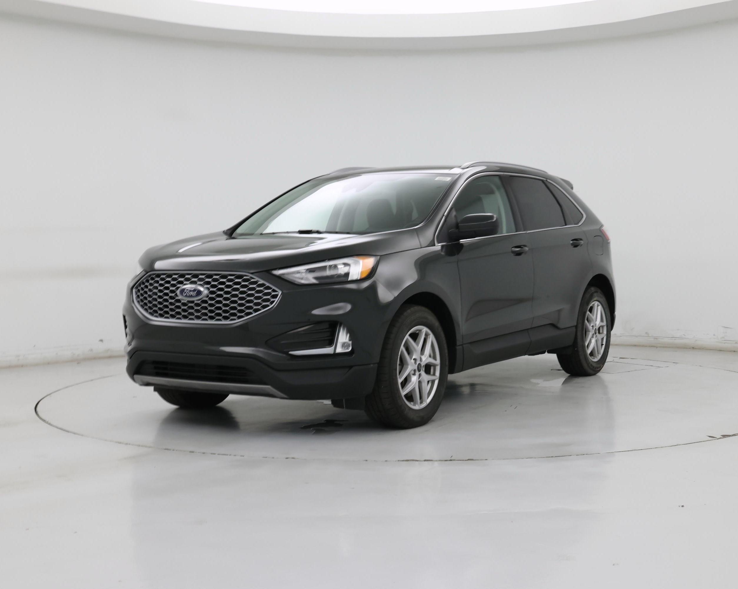 Thumbnail: 2023 Ford Edge - 4