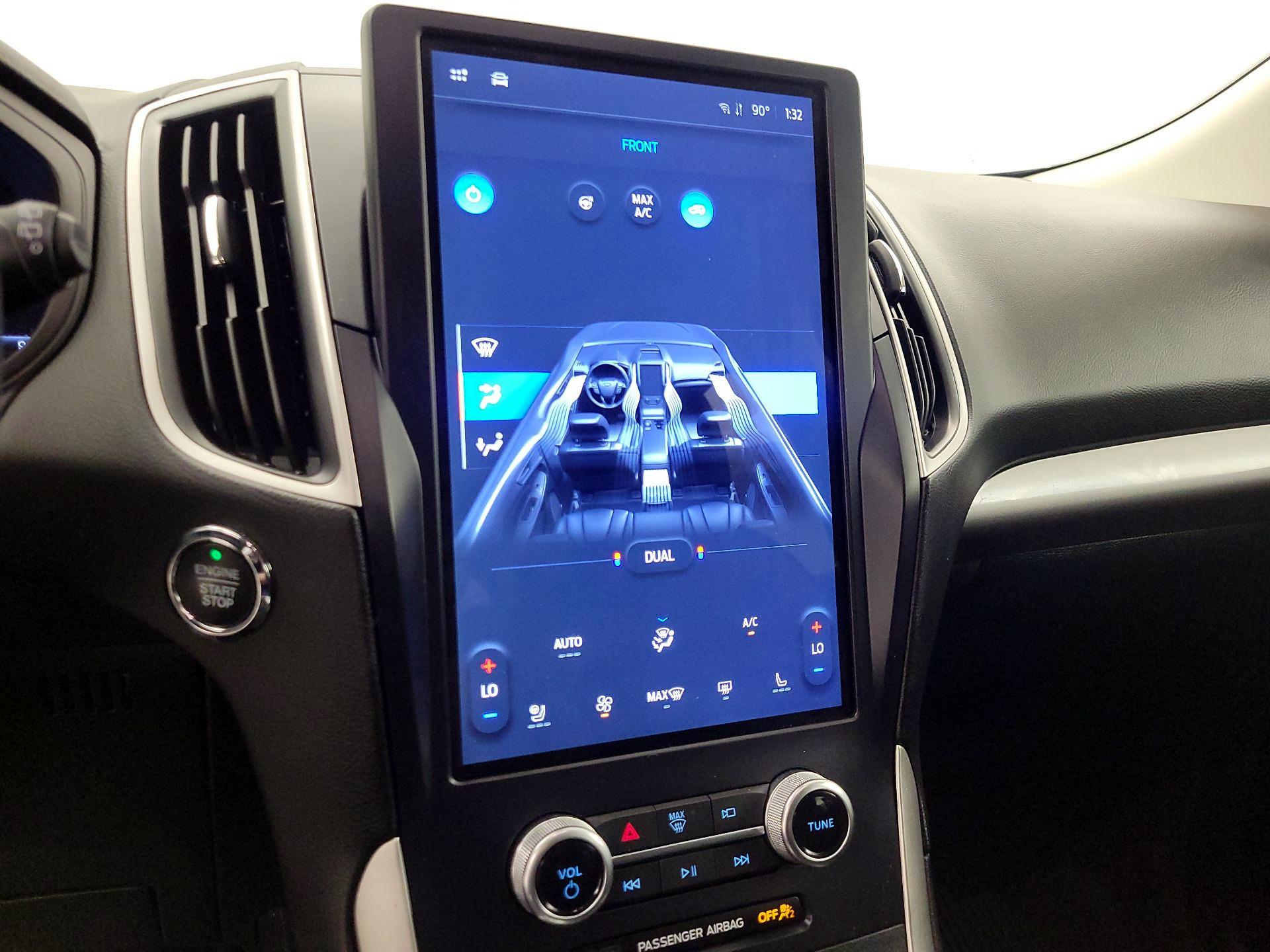 Thumbnail: 2024 Ford Edge - 17