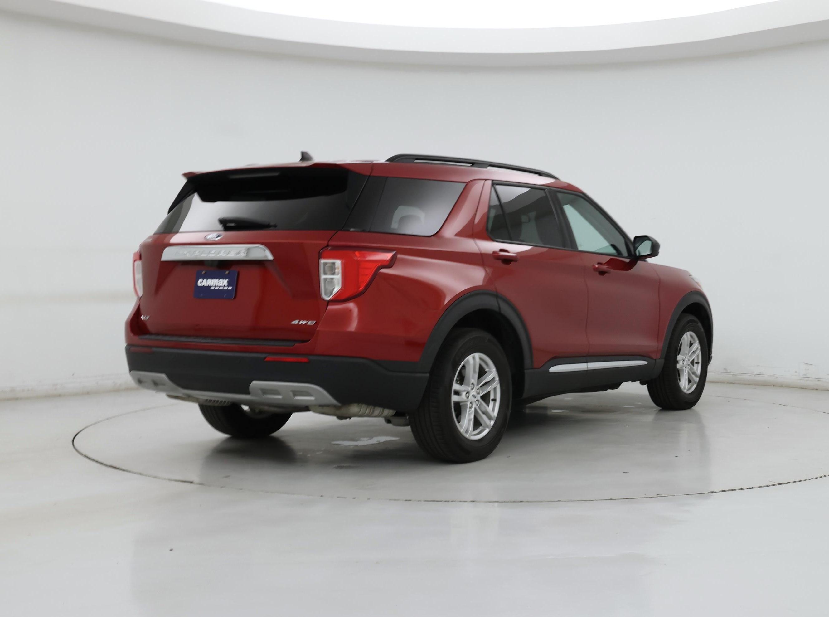 Thumbnail: 2023 Ford Explorer - 8