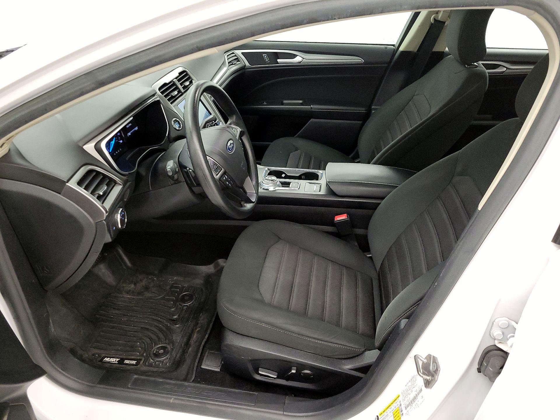 Thumbnail: 2019 Ford Fusion - 11