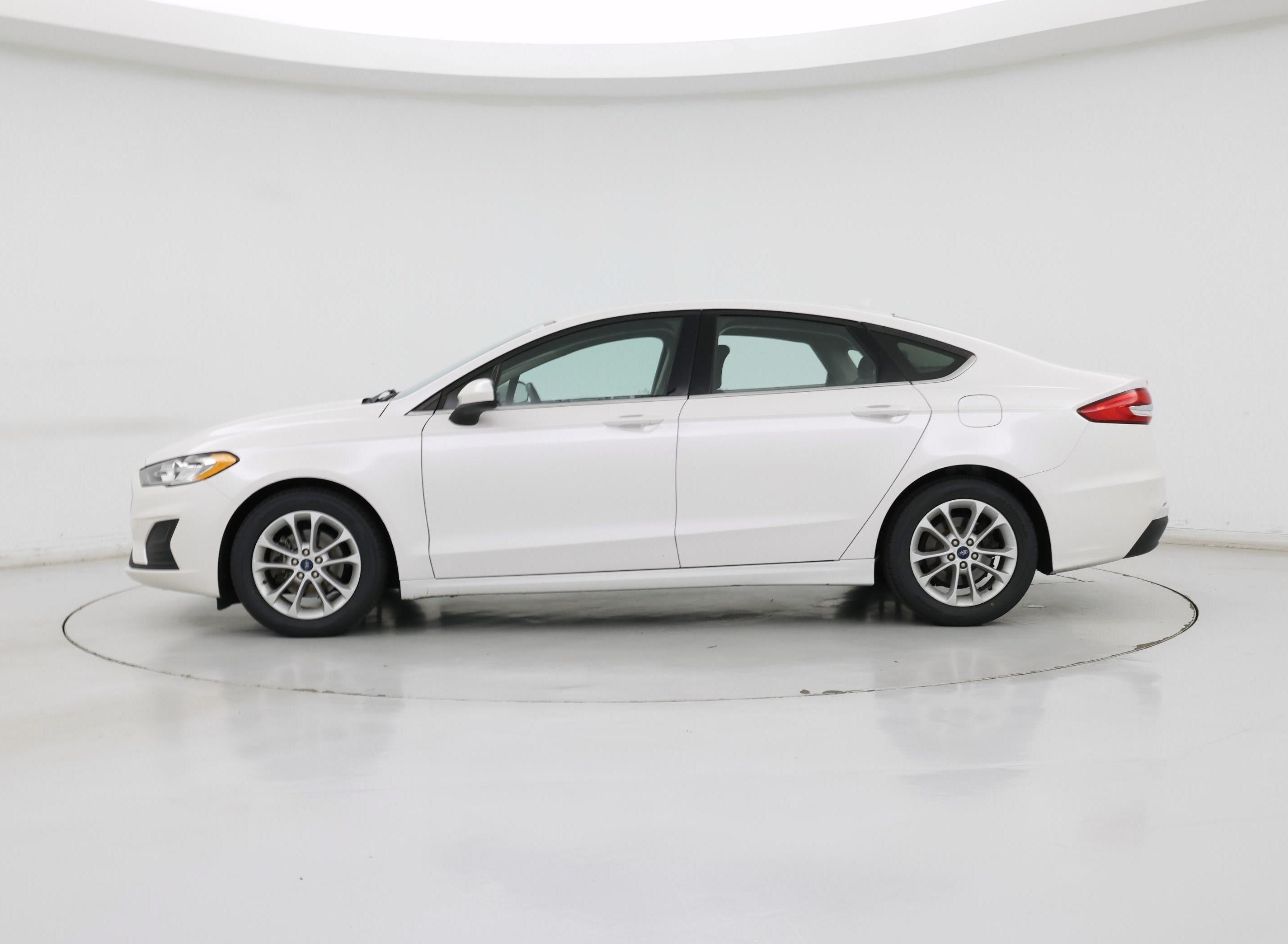 Thumbnail: 2019 Ford Fusion - 3