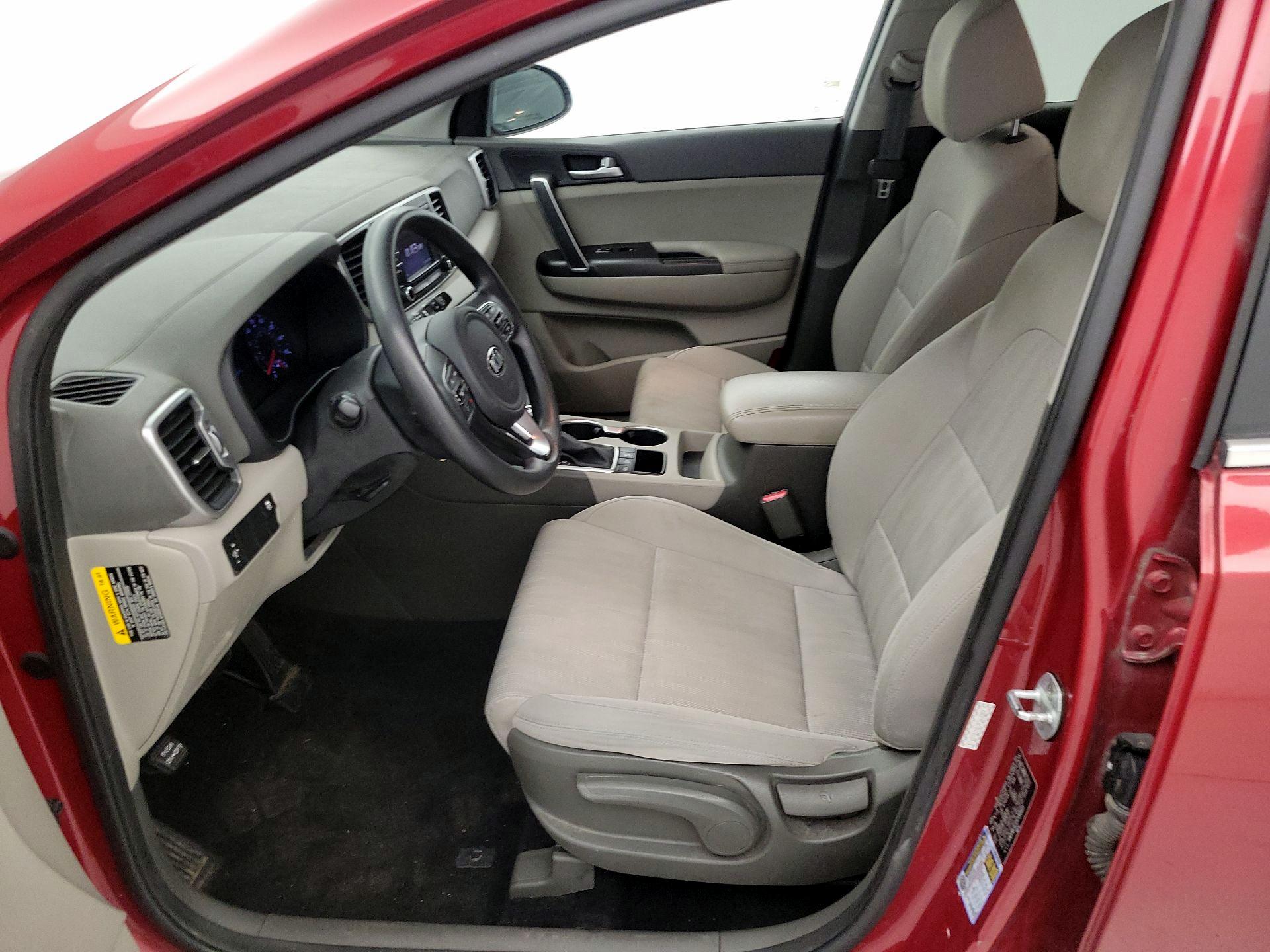 Thumbnail: 2017 Kia Sportage - 11