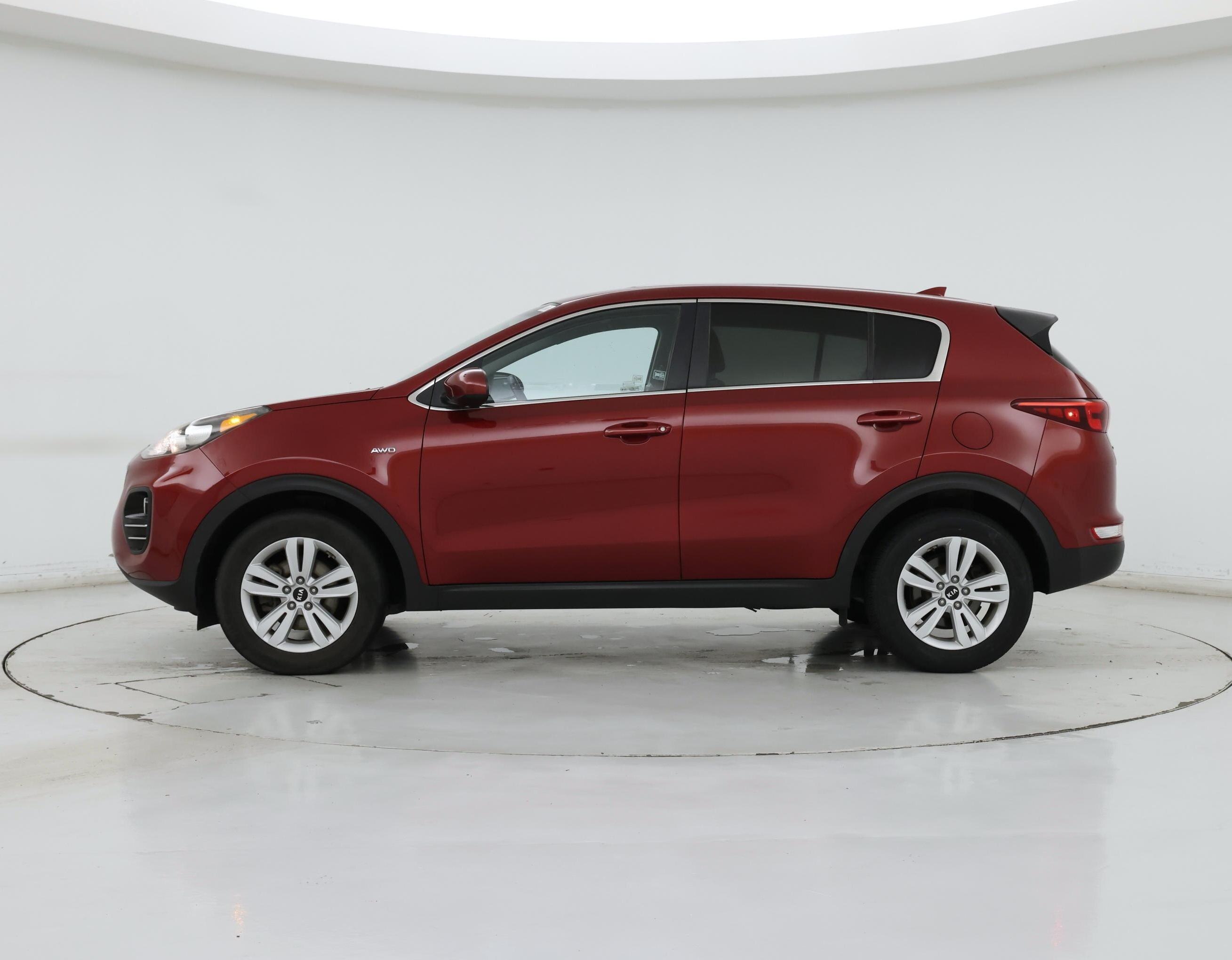 Thumbnail: 2017 Kia Sportage - 3