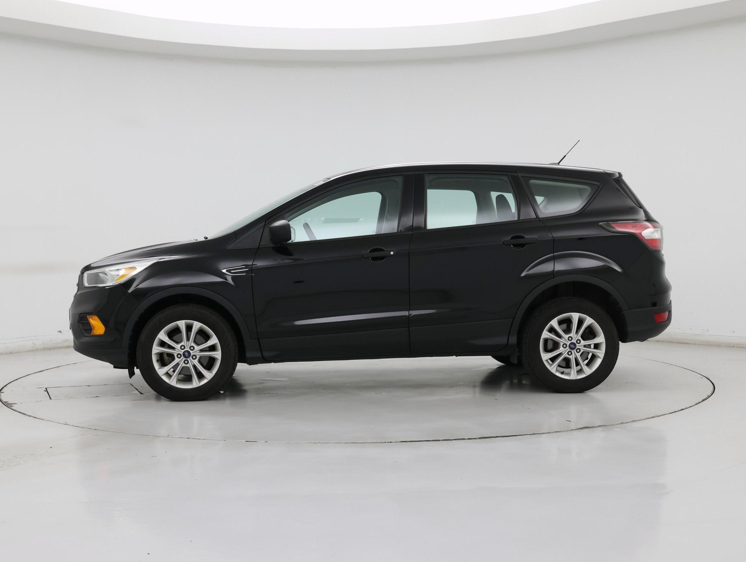 Thumbnail: 2017 Ford Escape - 3
