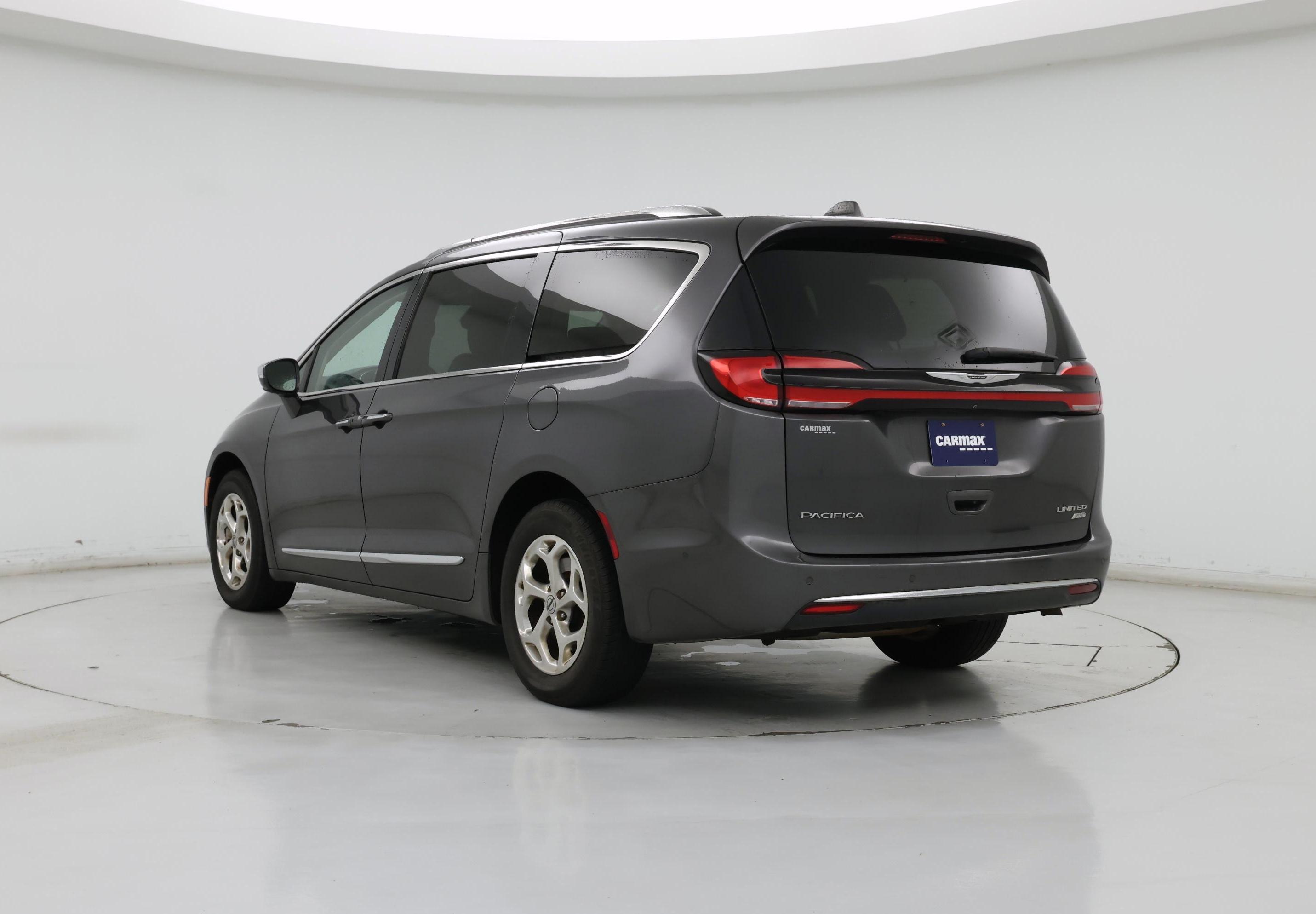 Thumbnail: 2021 Chrysler Pacifica - 2