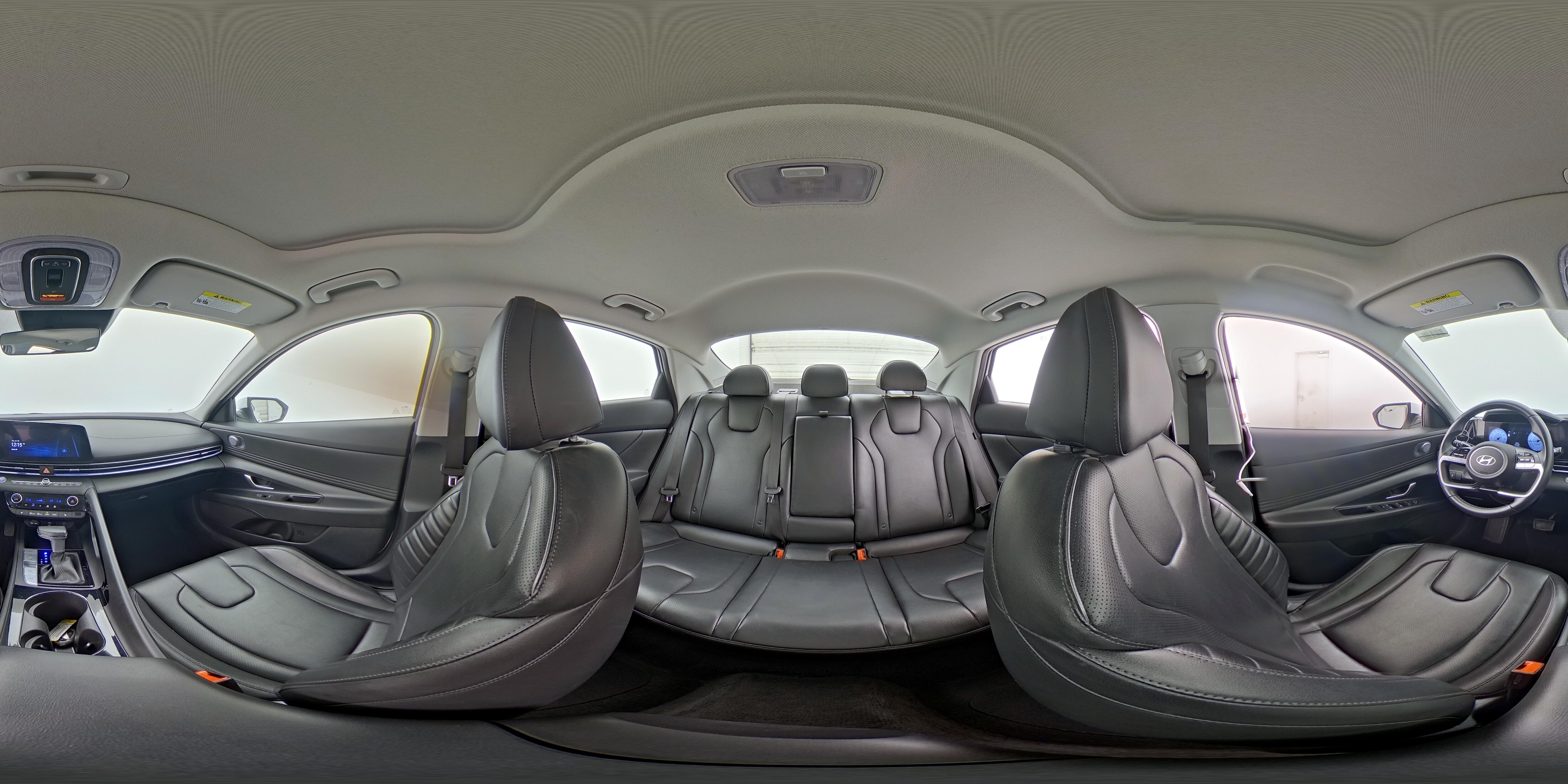 2024 Hyundai Elantra Limited - Photo 26