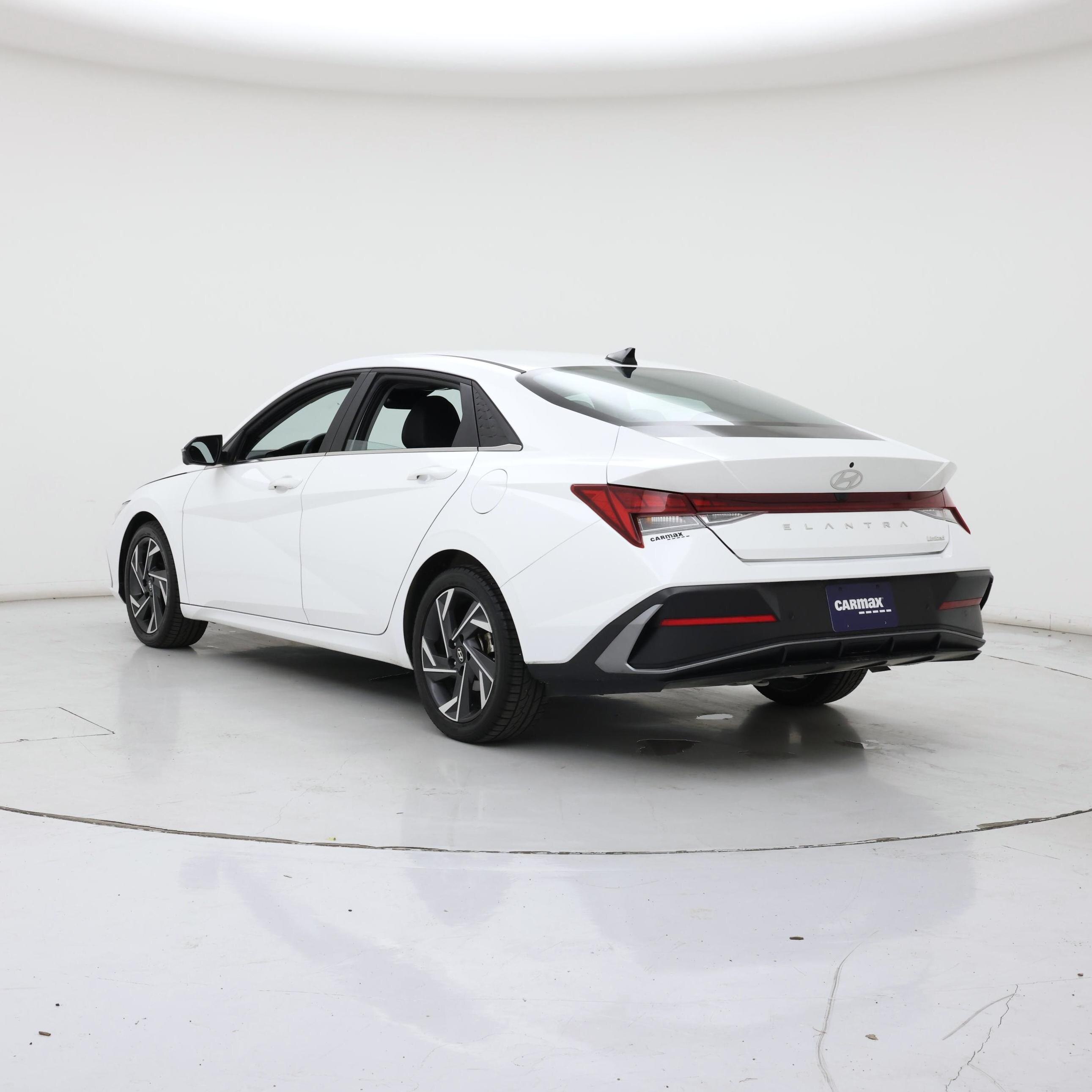 Thumbnail: 2024 Hyundai Elantra - 2
