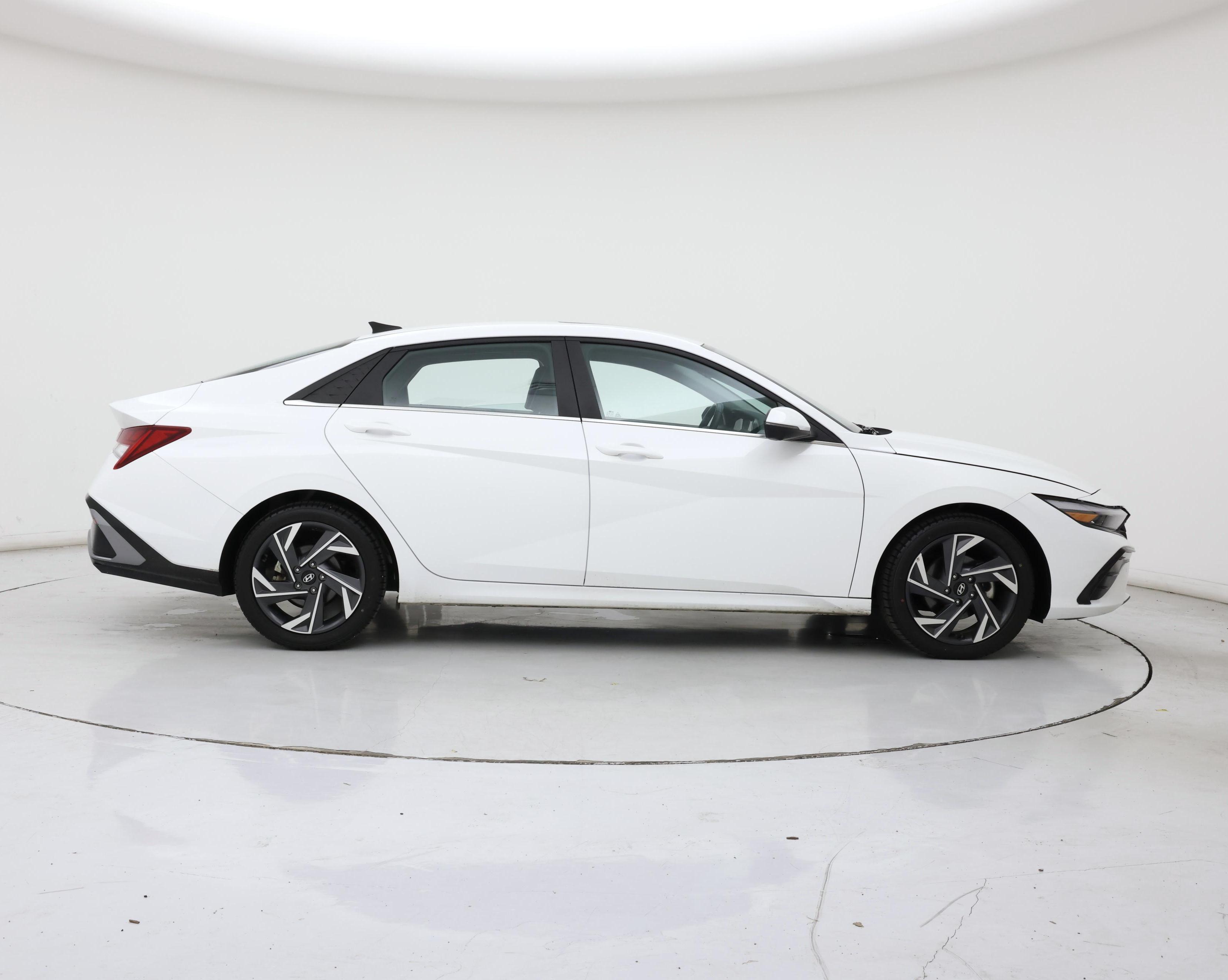Thumbnail: 2024 Hyundai Elantra - 7