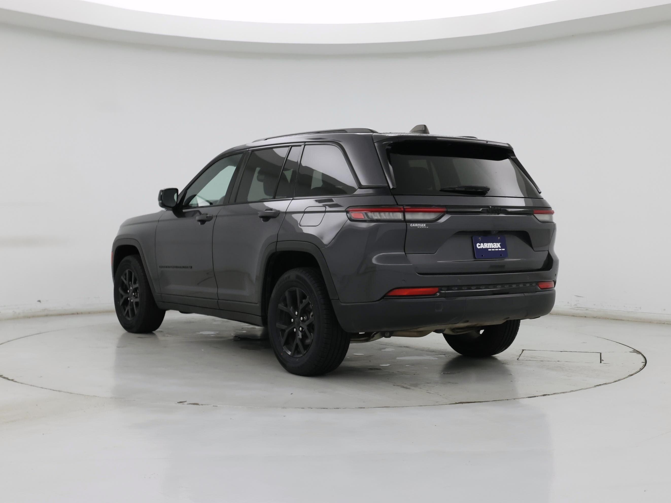 Thumbnail: 2024 Jeep Grand Cherokee - 2