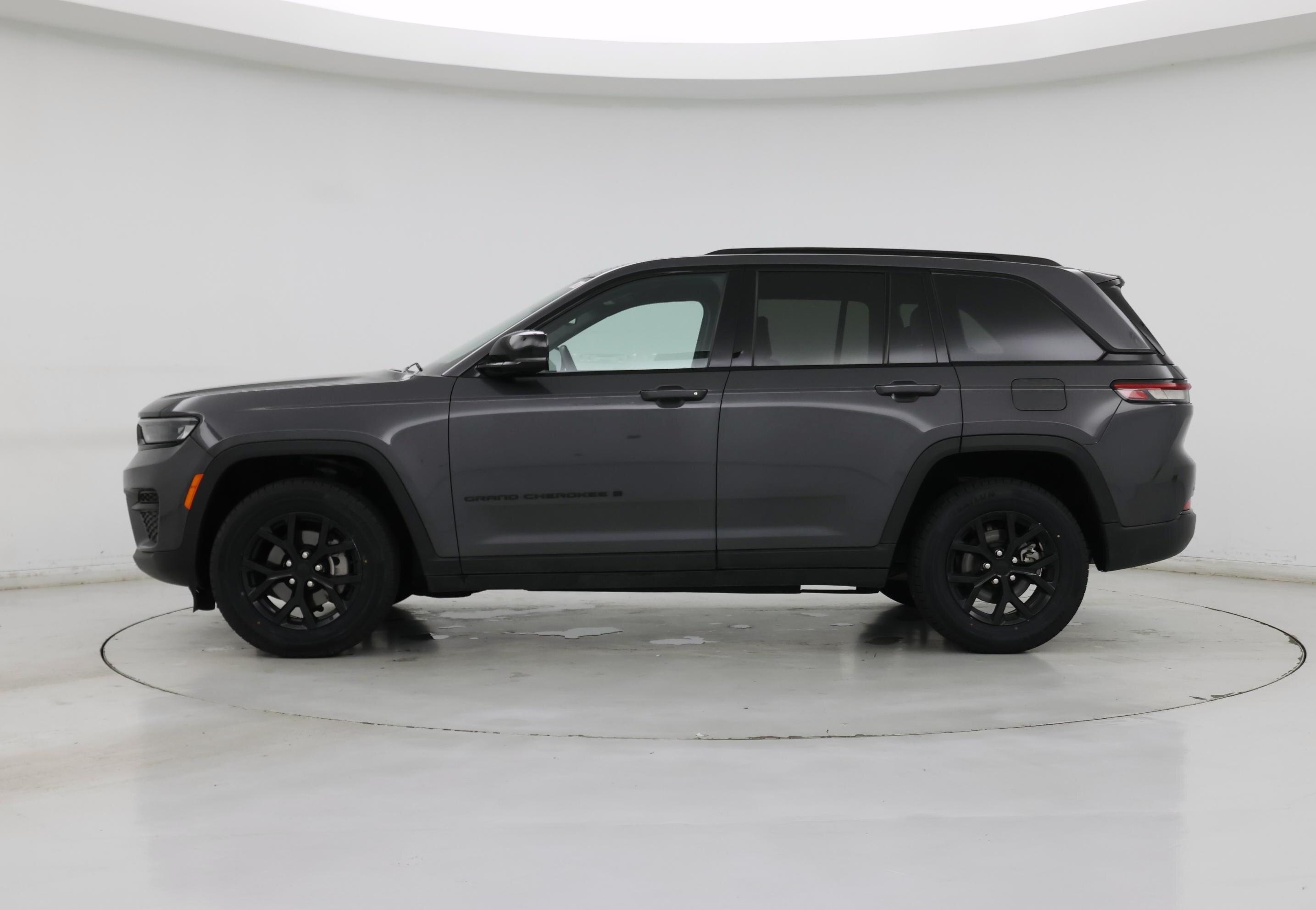 Thumbnail: 2024 Jeep Grand Cherokee - 3
