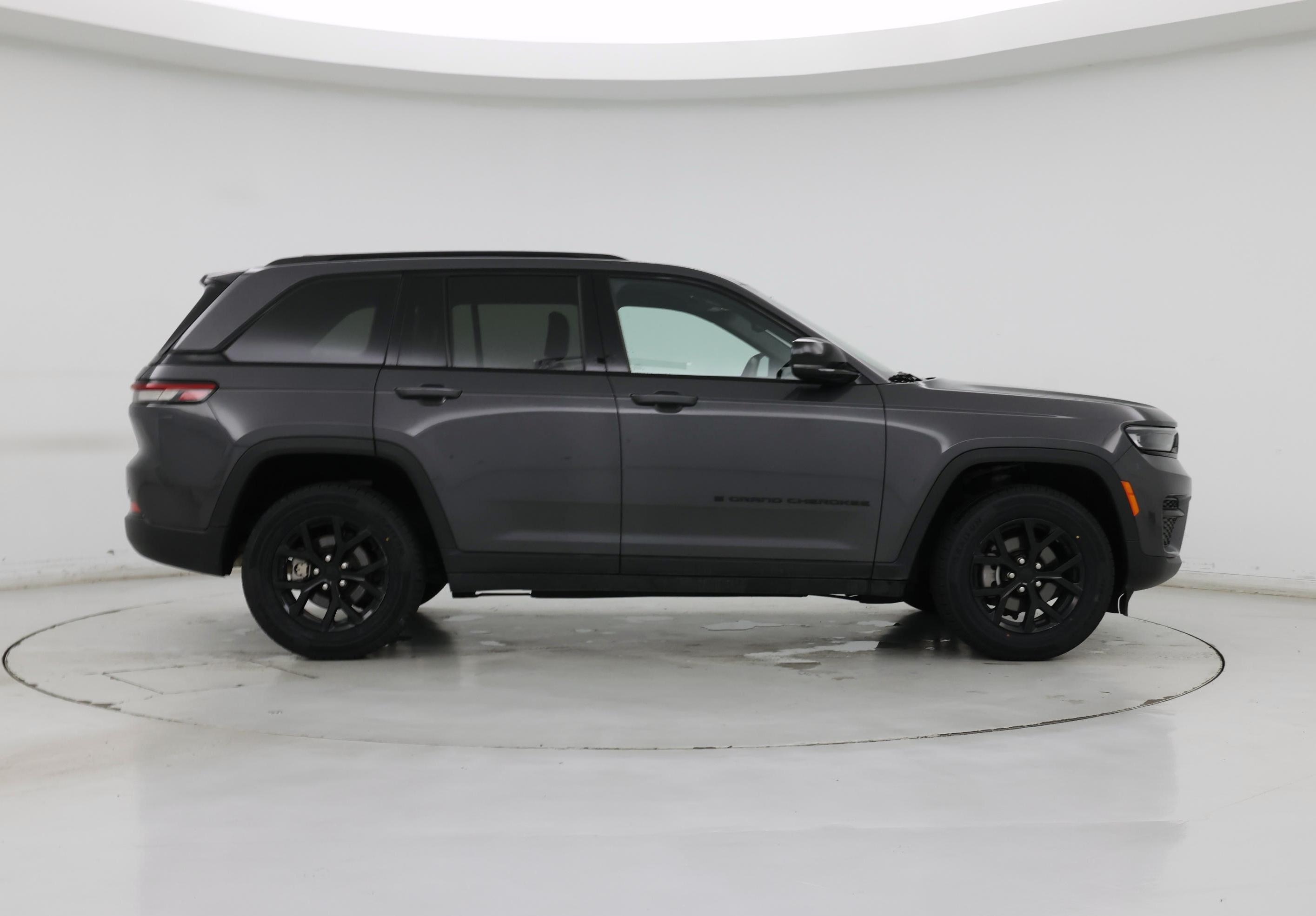 Thumbnail: 2024 Jeep Grand Cherokee - 7