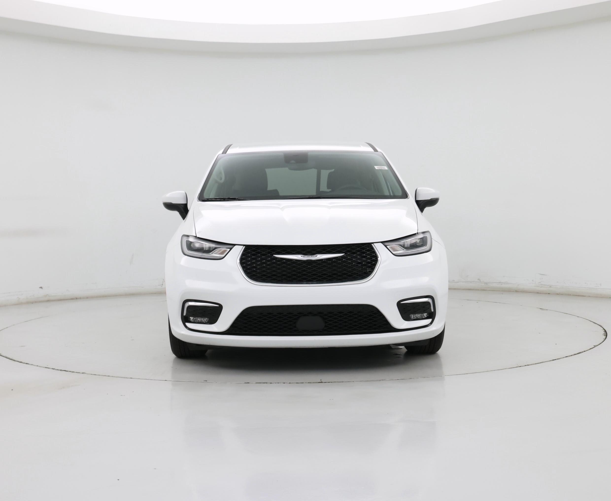 Thumbnail: 2023 Chrysler Pacifica - 5